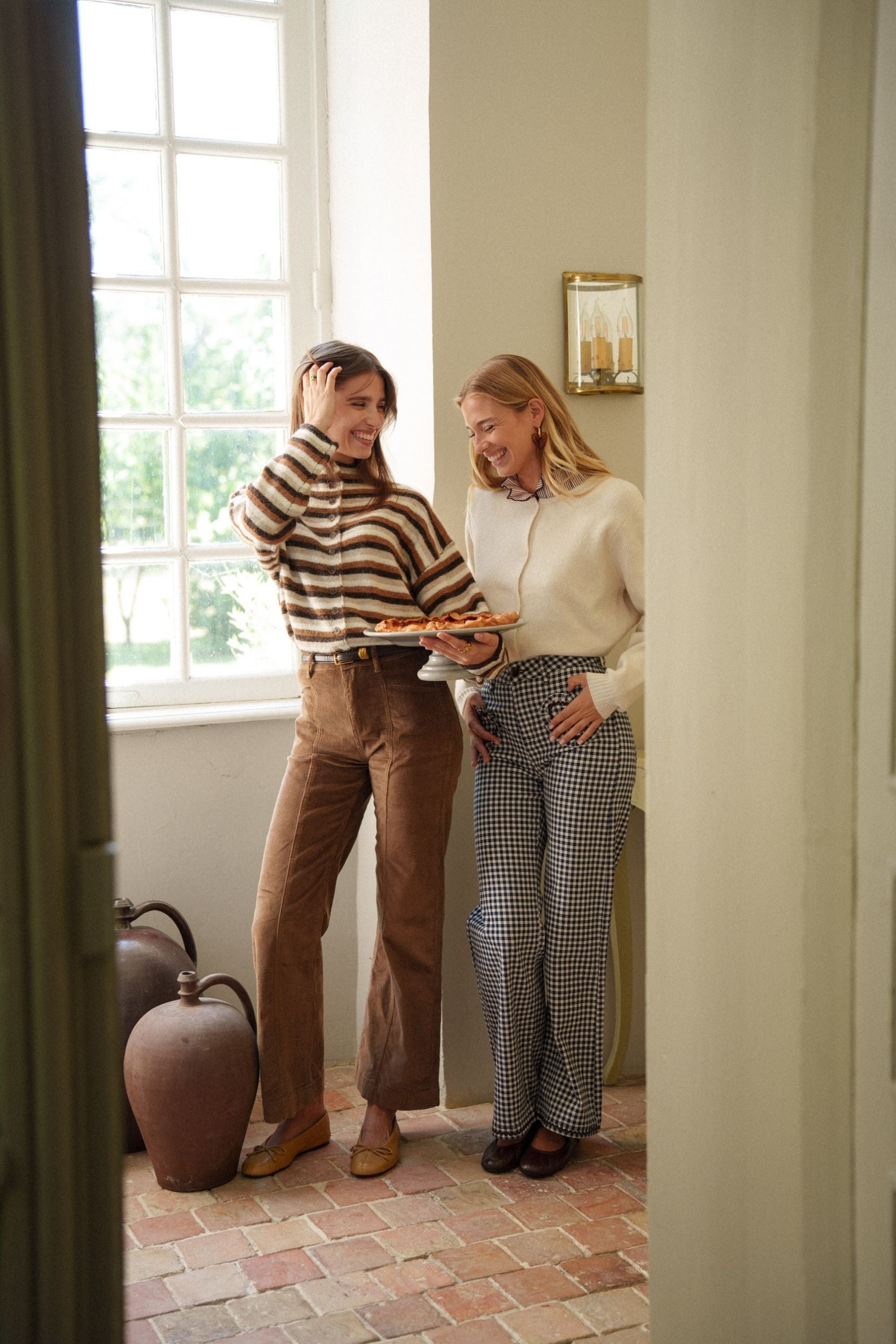 Maison Onado Eloy pantalon velours camel wide leg