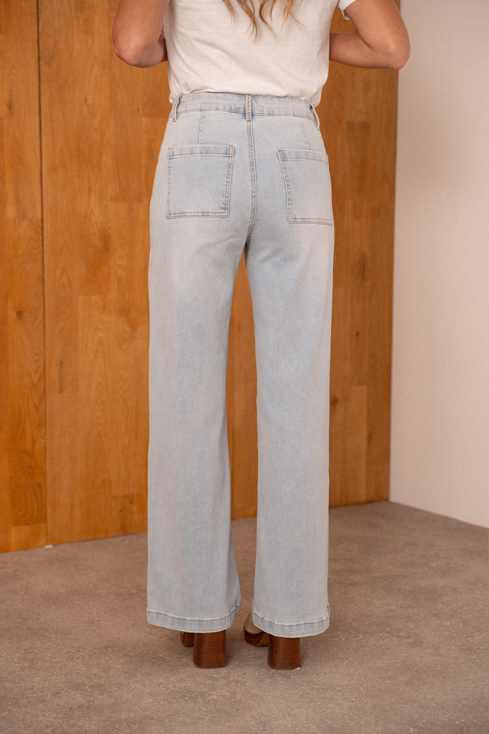 Maison Onado Floride jean wide délavé clair coutures