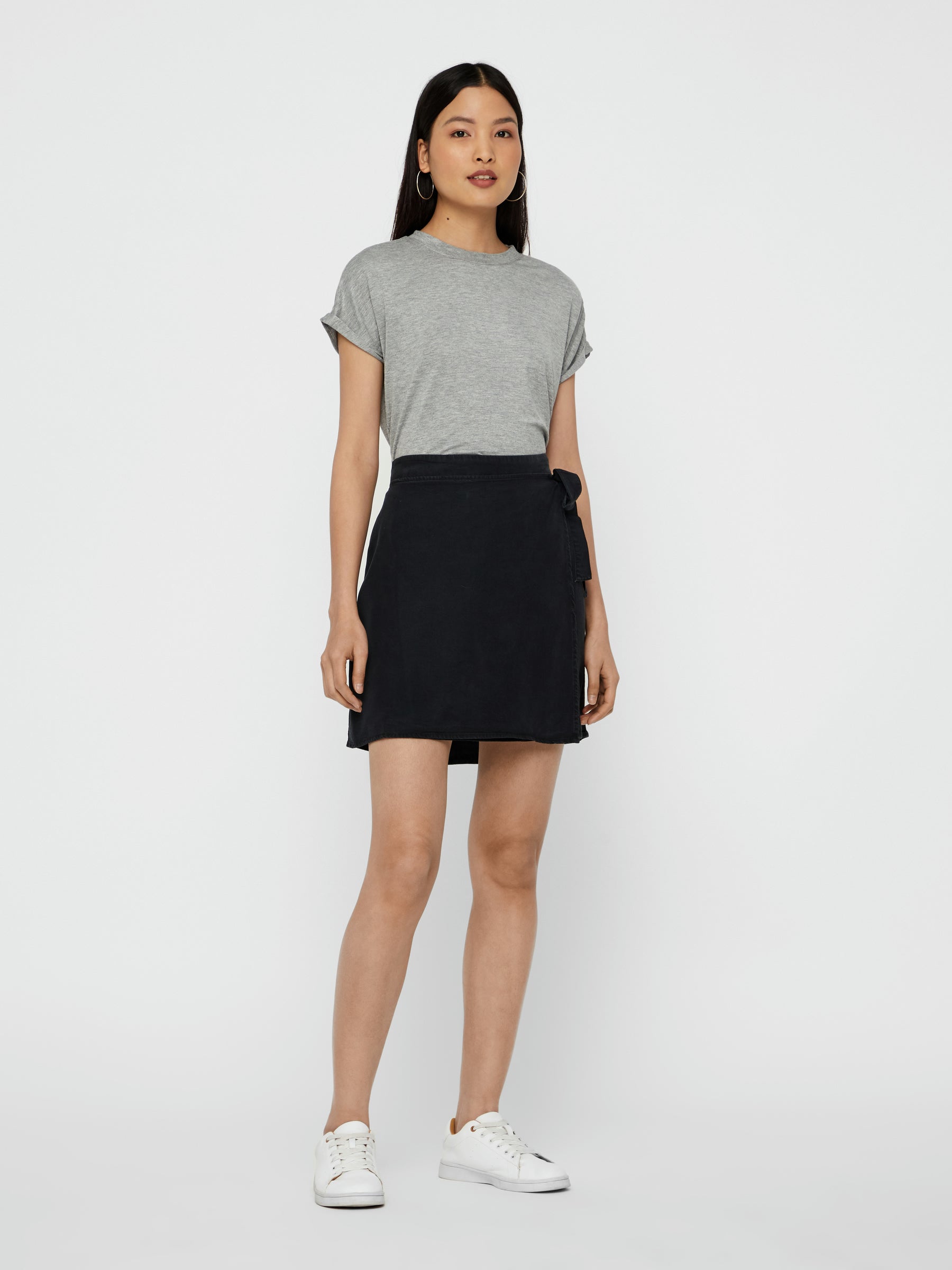 Noisy May t-shirt col rond coupe droite viscose stretch