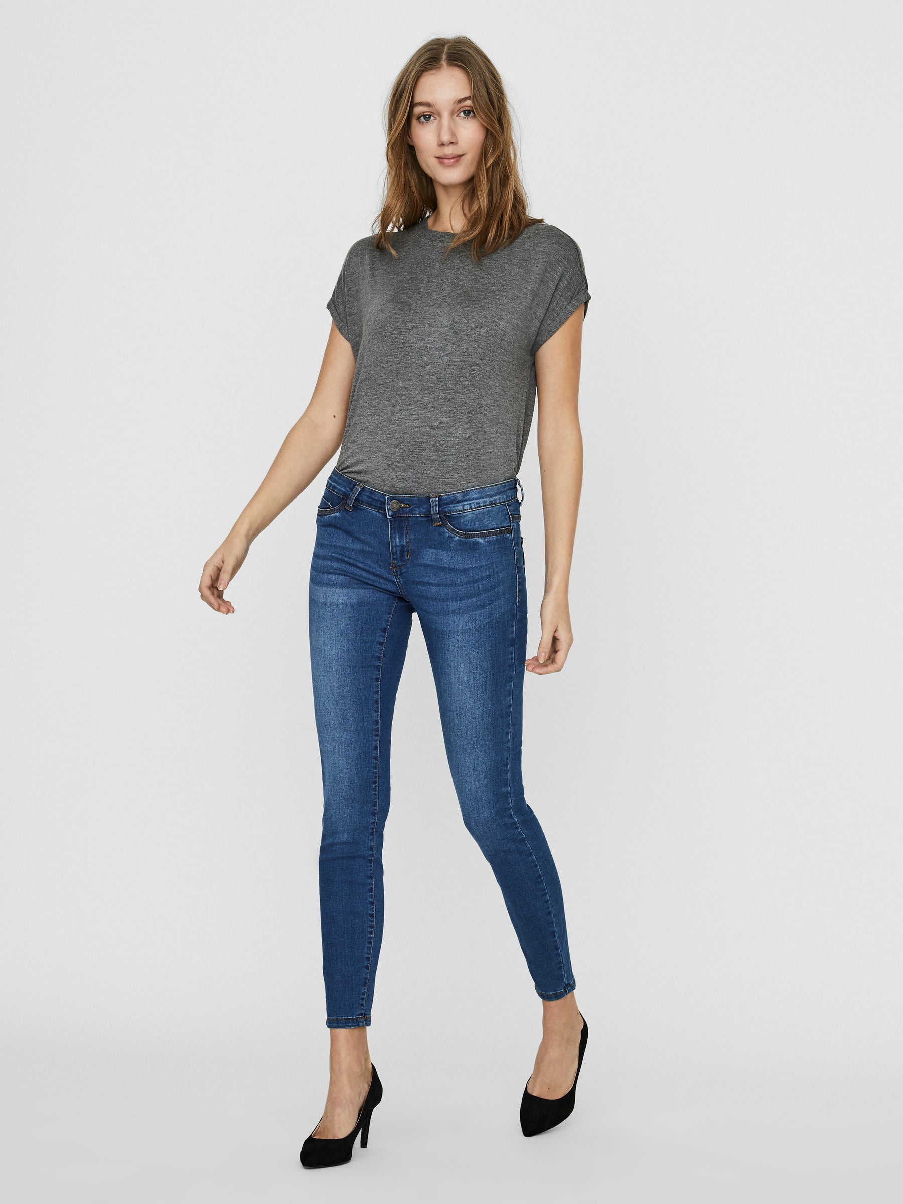 Noisy May Top t-shirt col rond manches courtes viscose