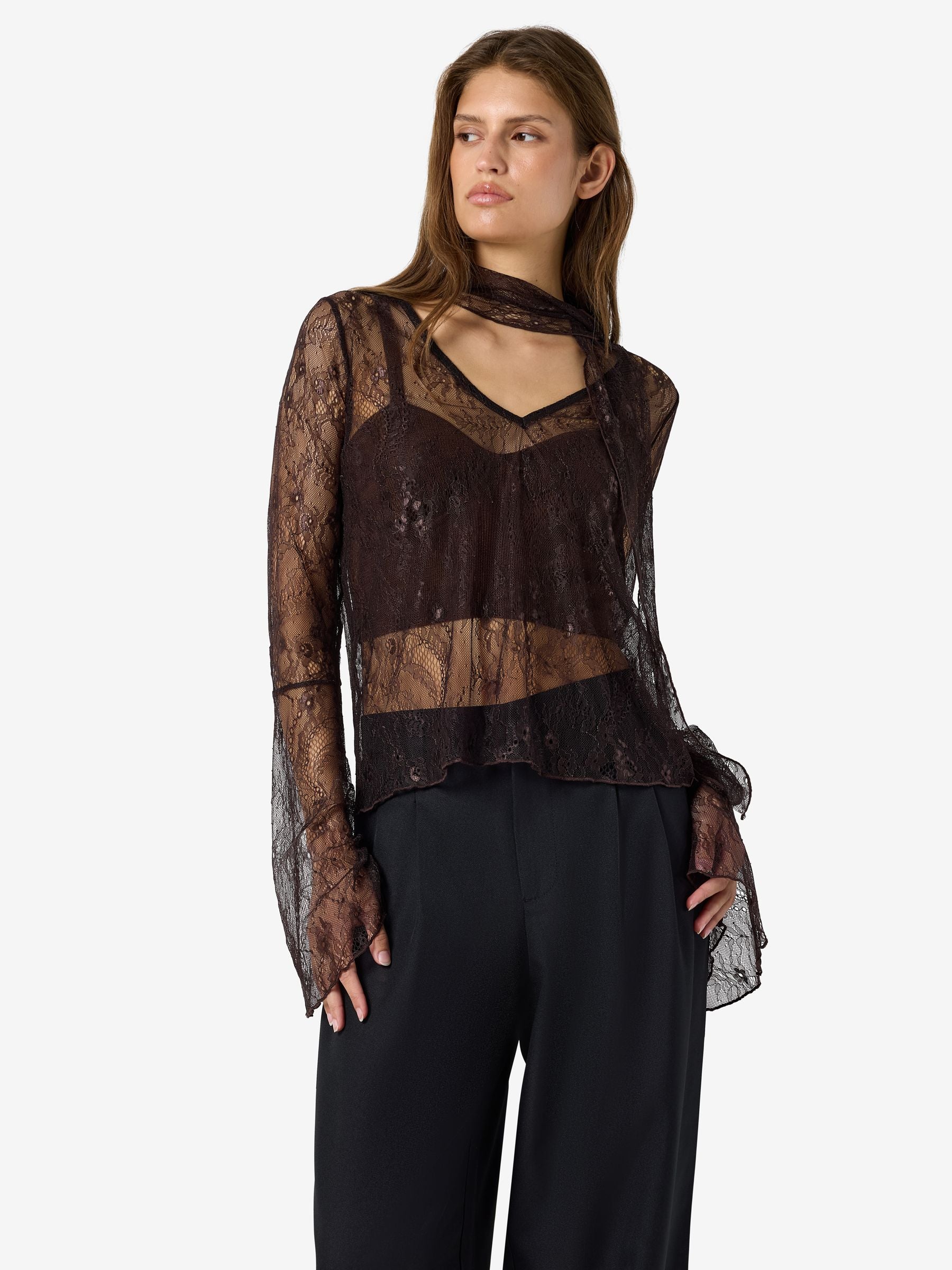 Noisy May NmIda blouse dentelle foulard manches longues