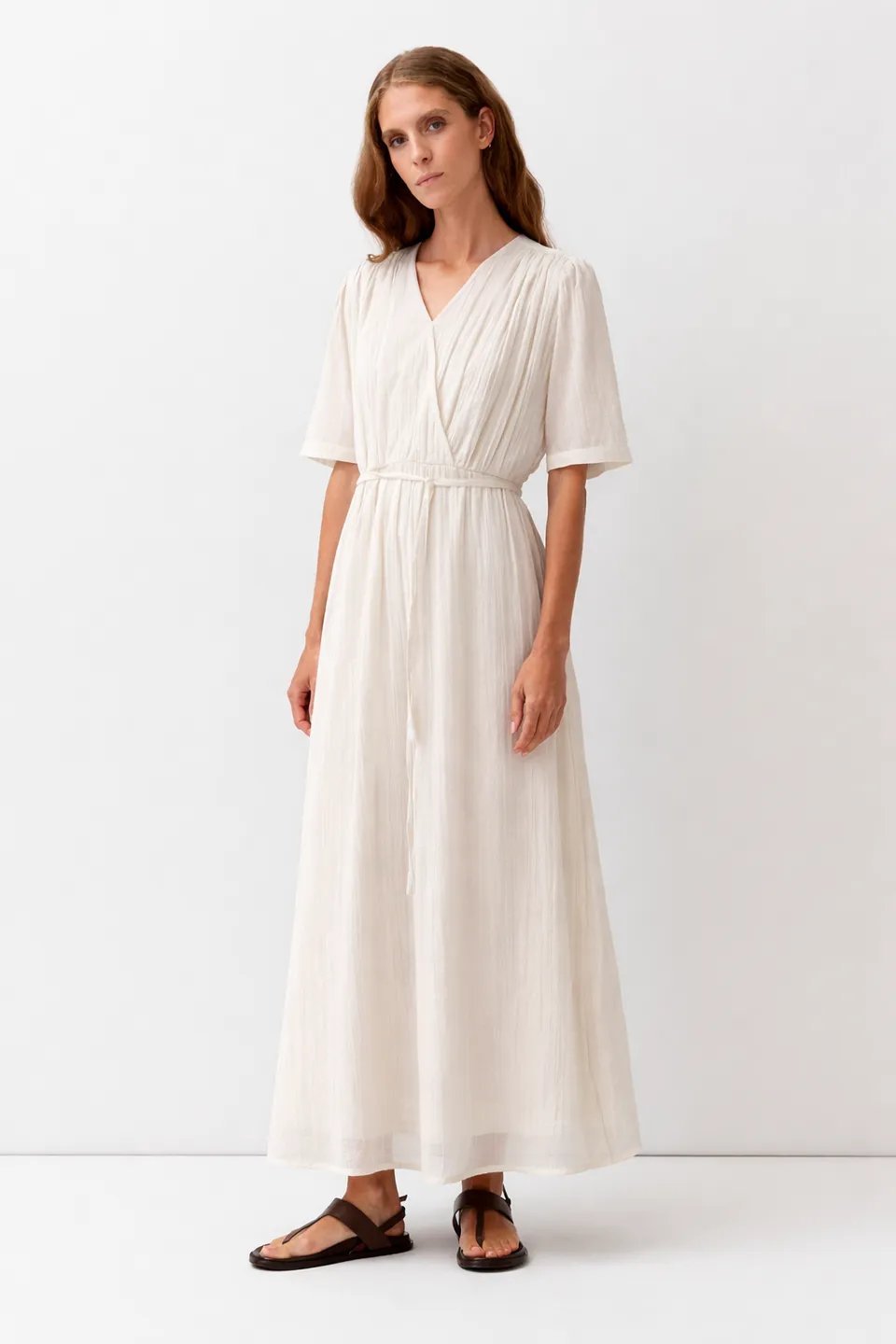 Diega Rimao robe longue blanche croisée