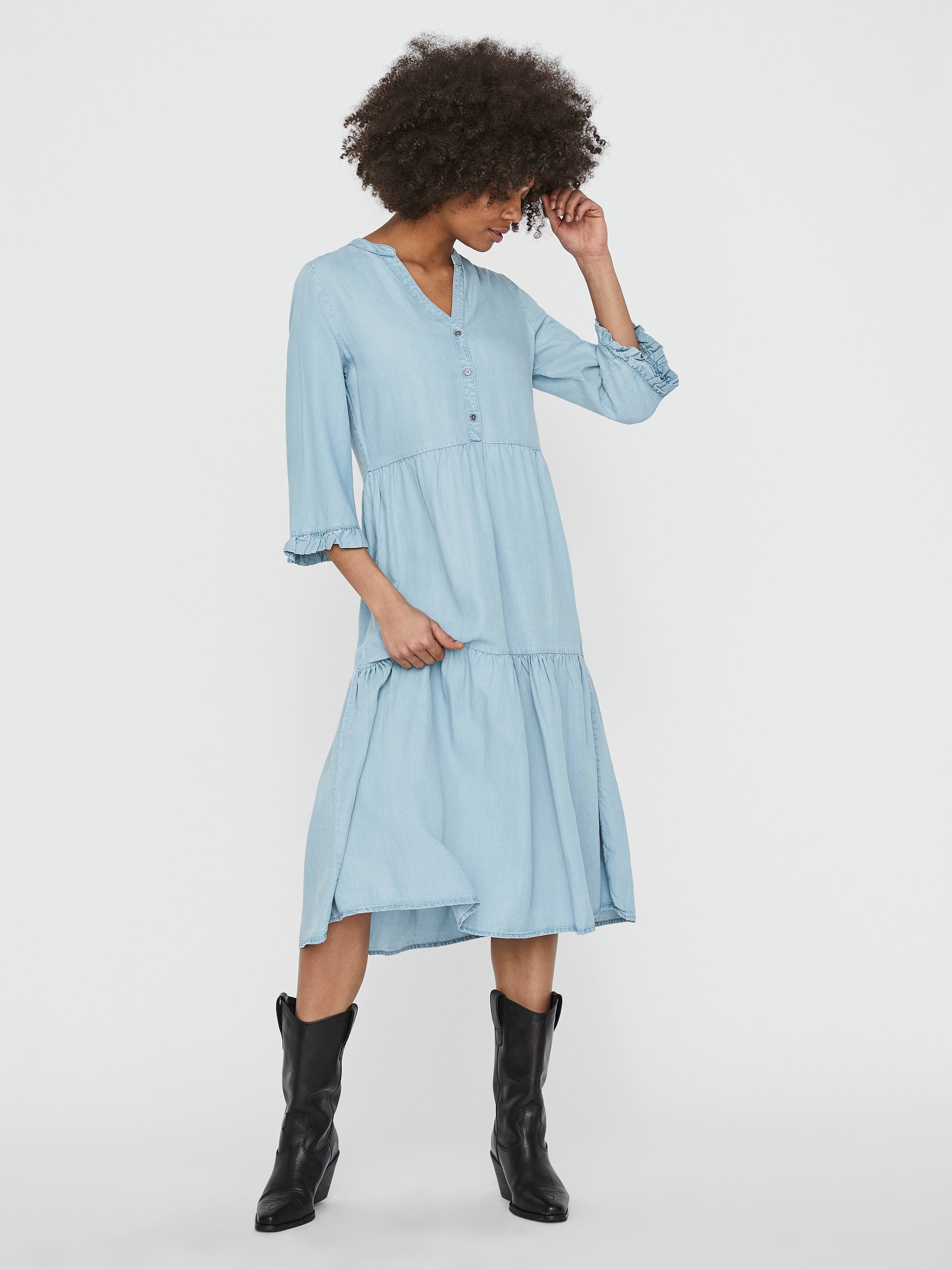 Noisy May robe longue boutonnée col V manches 3/4
