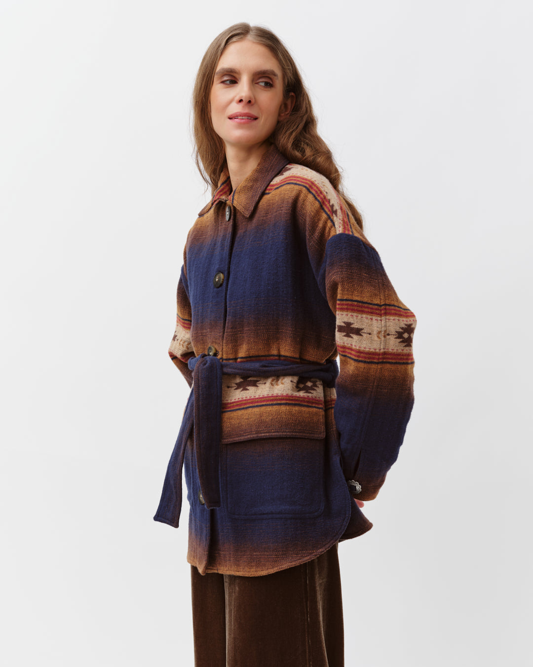 Diega Valtio veste bleue motif tissé coupe droite