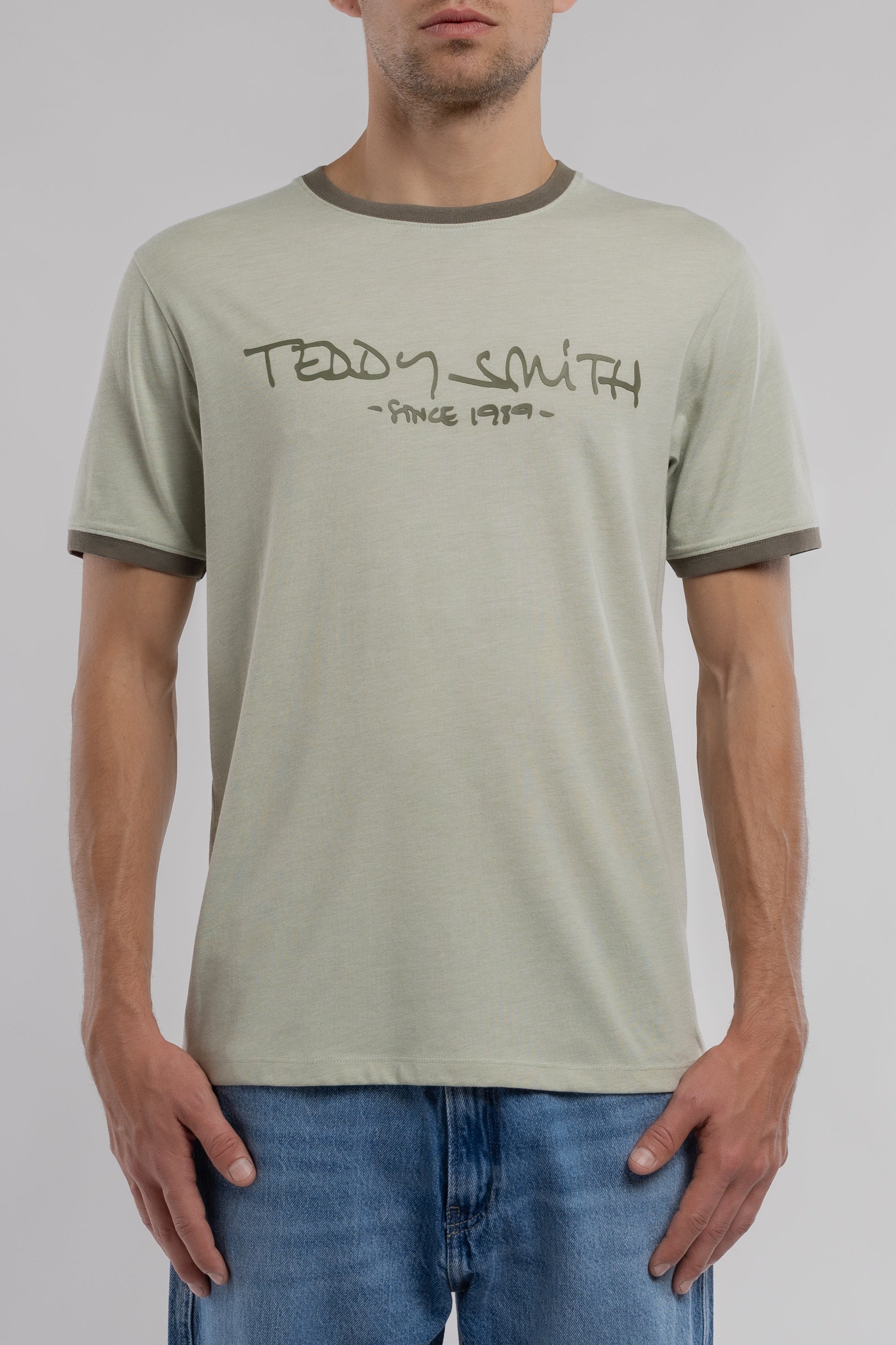 Teddy Smith Ticlass MC t-shirt col rond vert sauge manches courtes