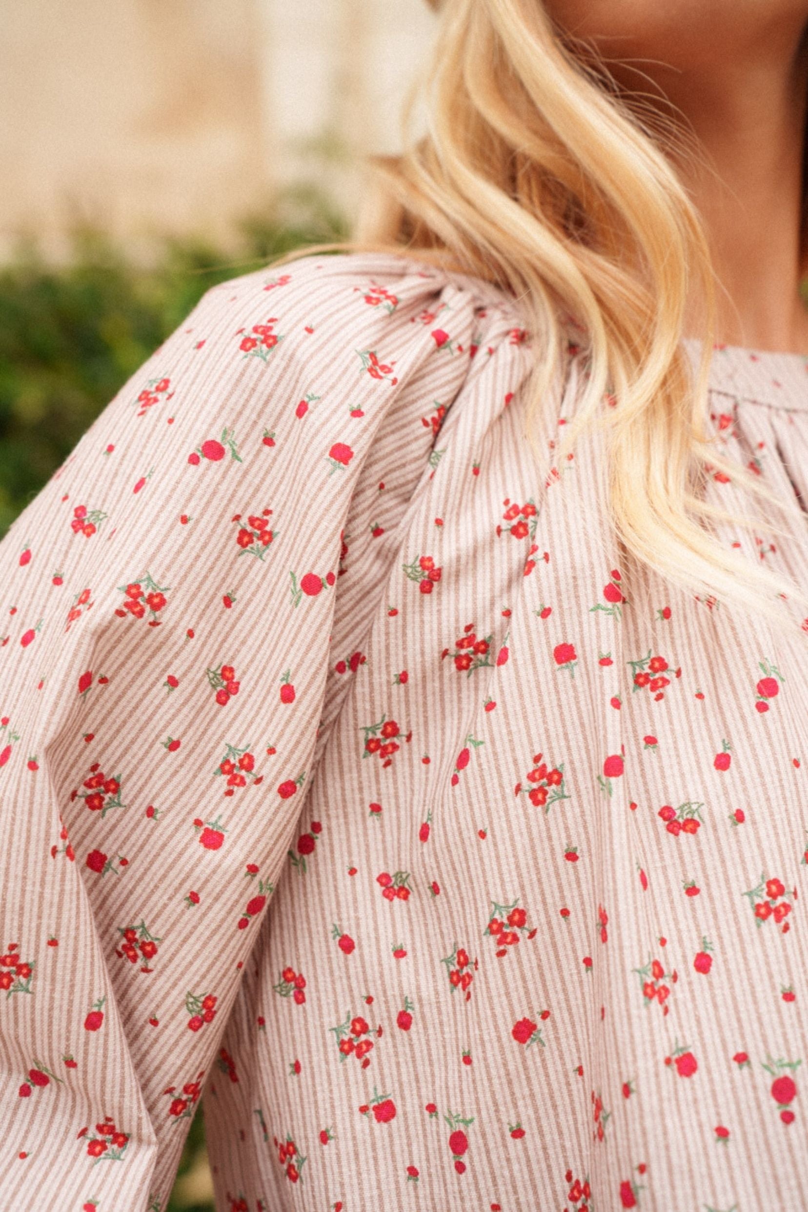 Maison Onado Charlyne blouse bordeaux fleurie