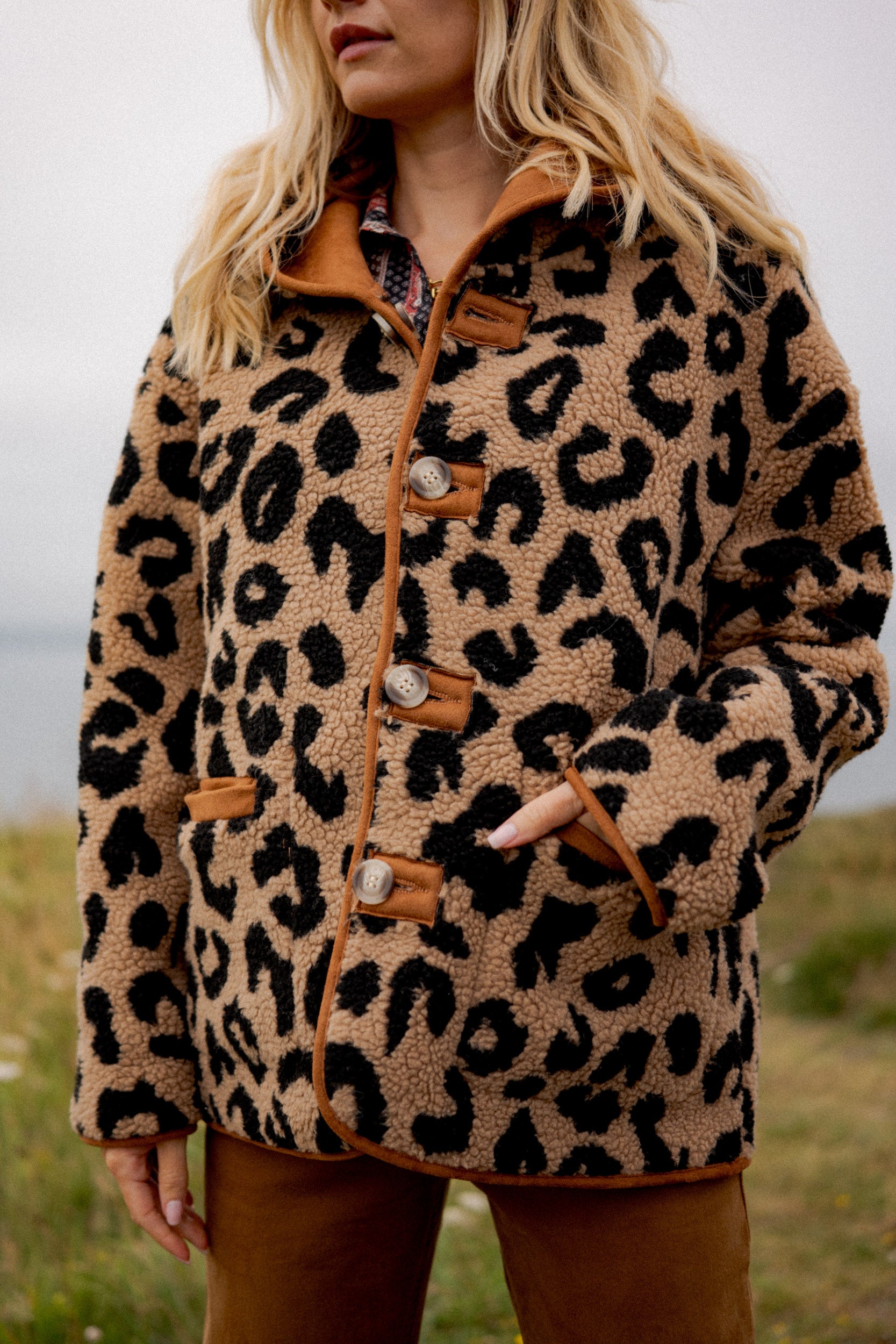 Maison Onado Tatiana manteau réversible léopard camel