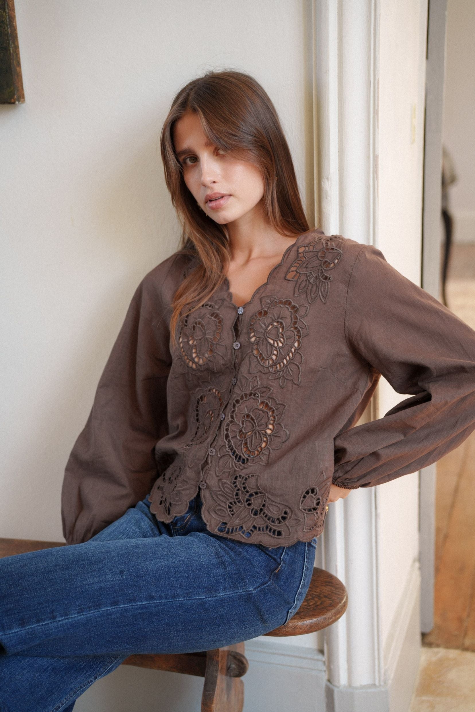 Maison Onado Anna chemise chocolat brodée manches longues