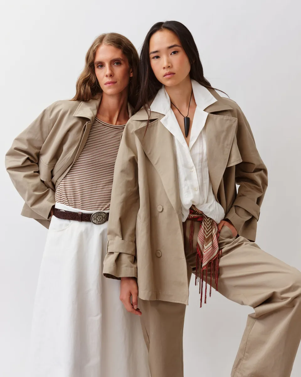 Diega Bacito blouson camel court en gabardine