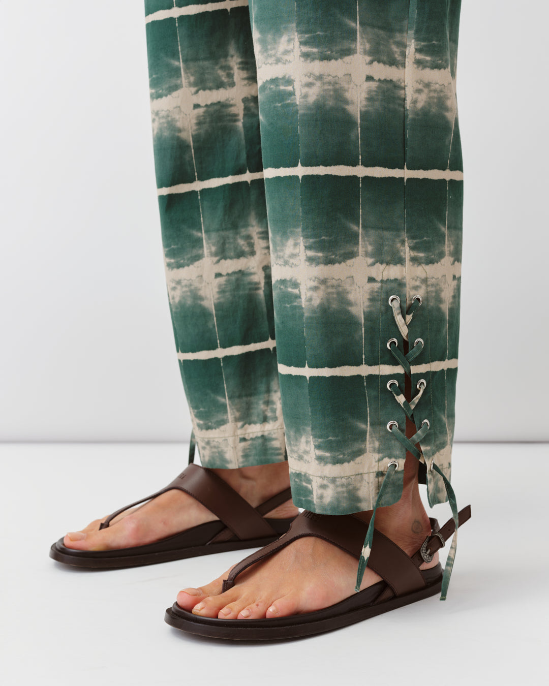 DIEGA PALAO pantalon droit aqua écru laçage