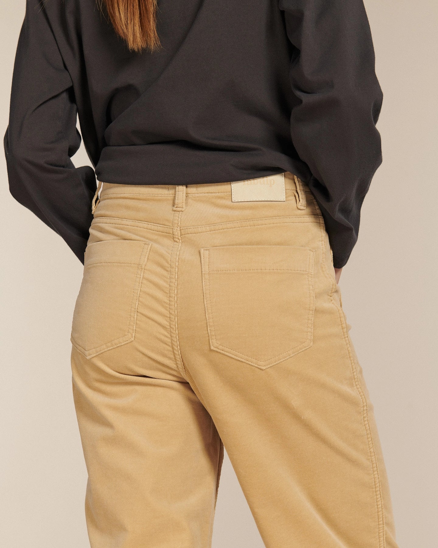 Labdip Samuel Velvet pantalon taille haute praline