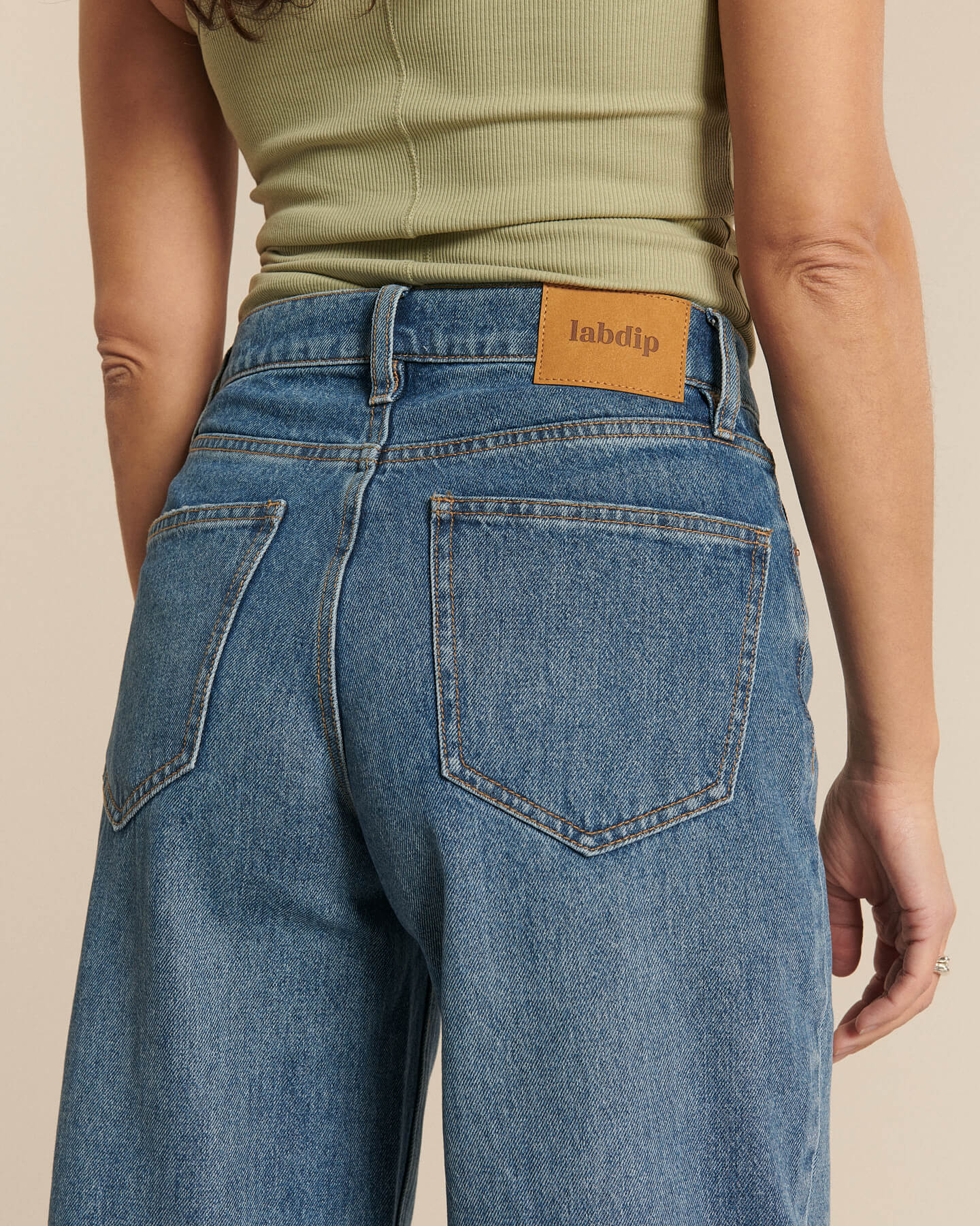Labdip Joie Ash Blue IN 40 jean large coton recyclé