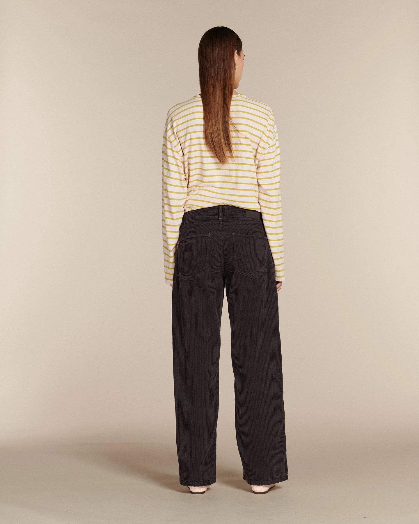 Labdip River Corduroy Dye pantalon velours truffe coton