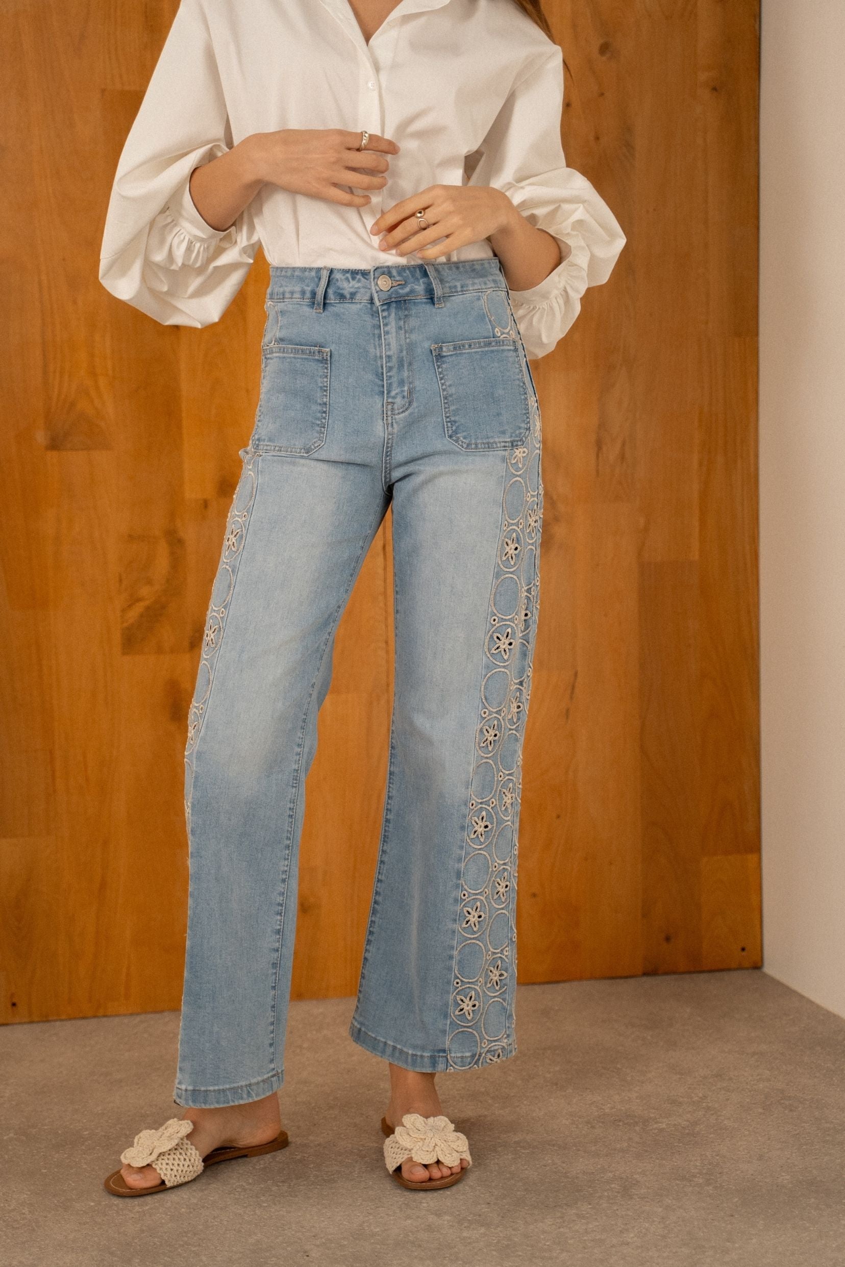 Maison Onado Héloïse jean wide leg bleu délavé brodé