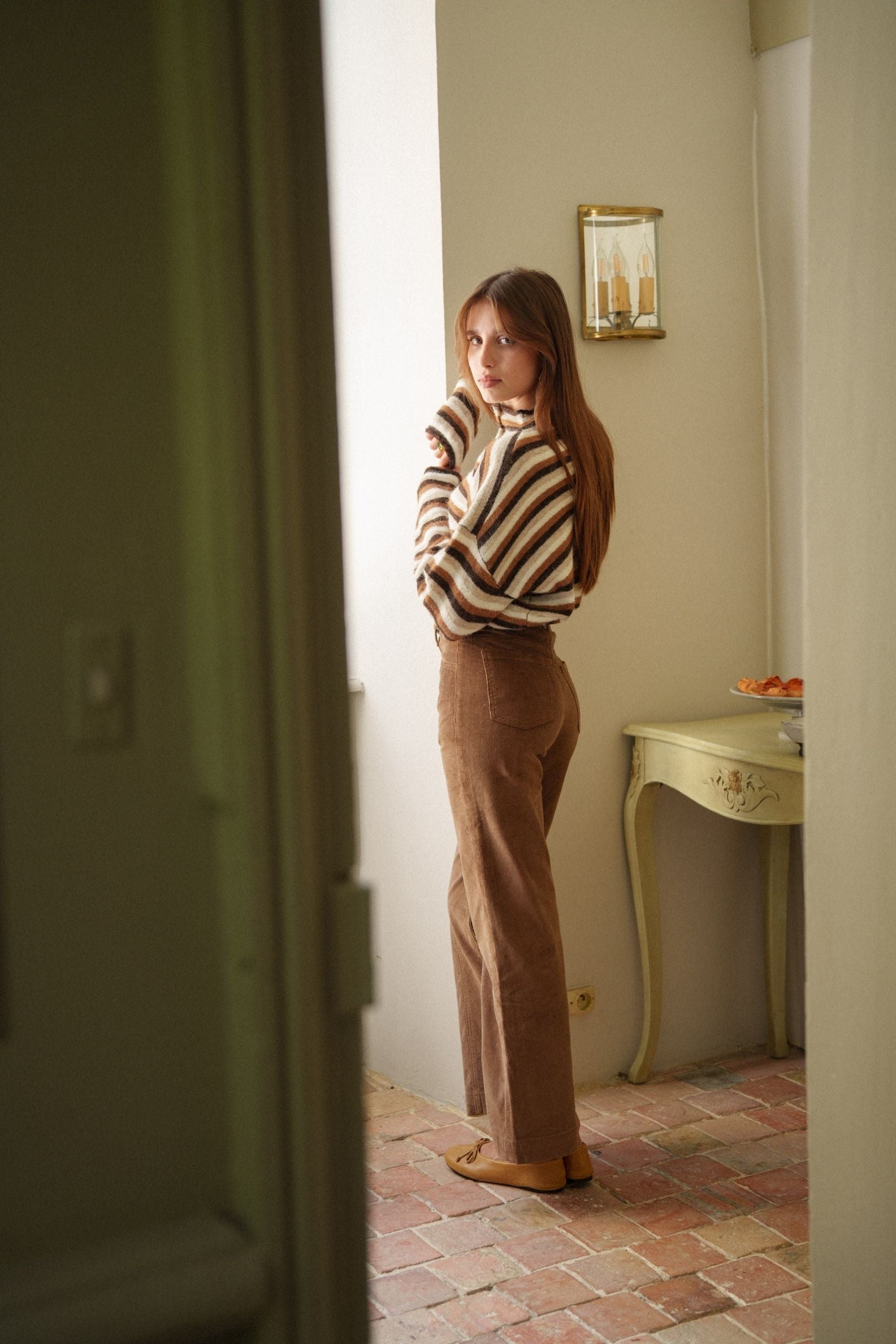 Maison Onado Eloy pantalon velours camel wide leg