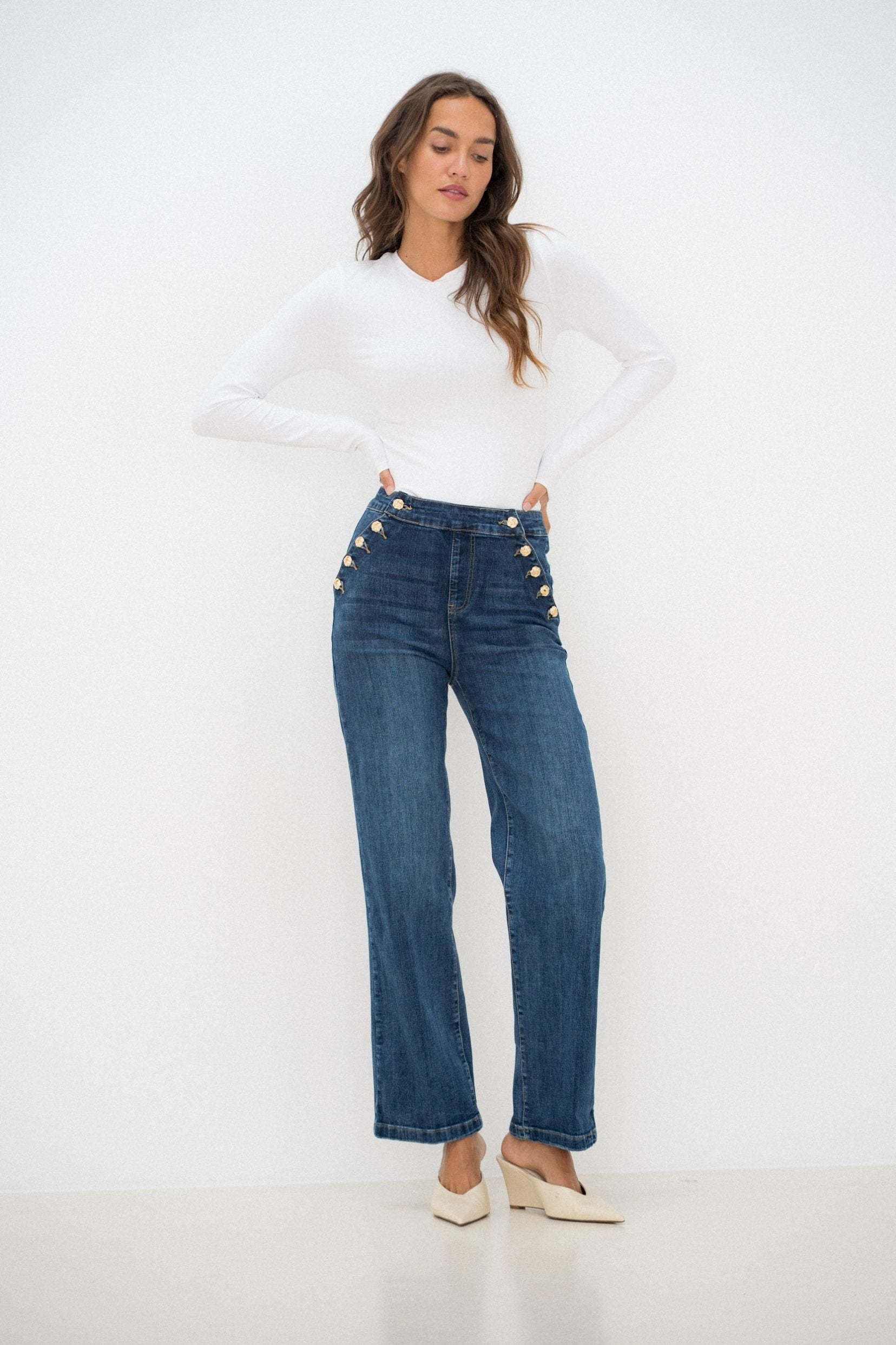 Maison Onado Amanda jean wide leg bleu boutons dorés