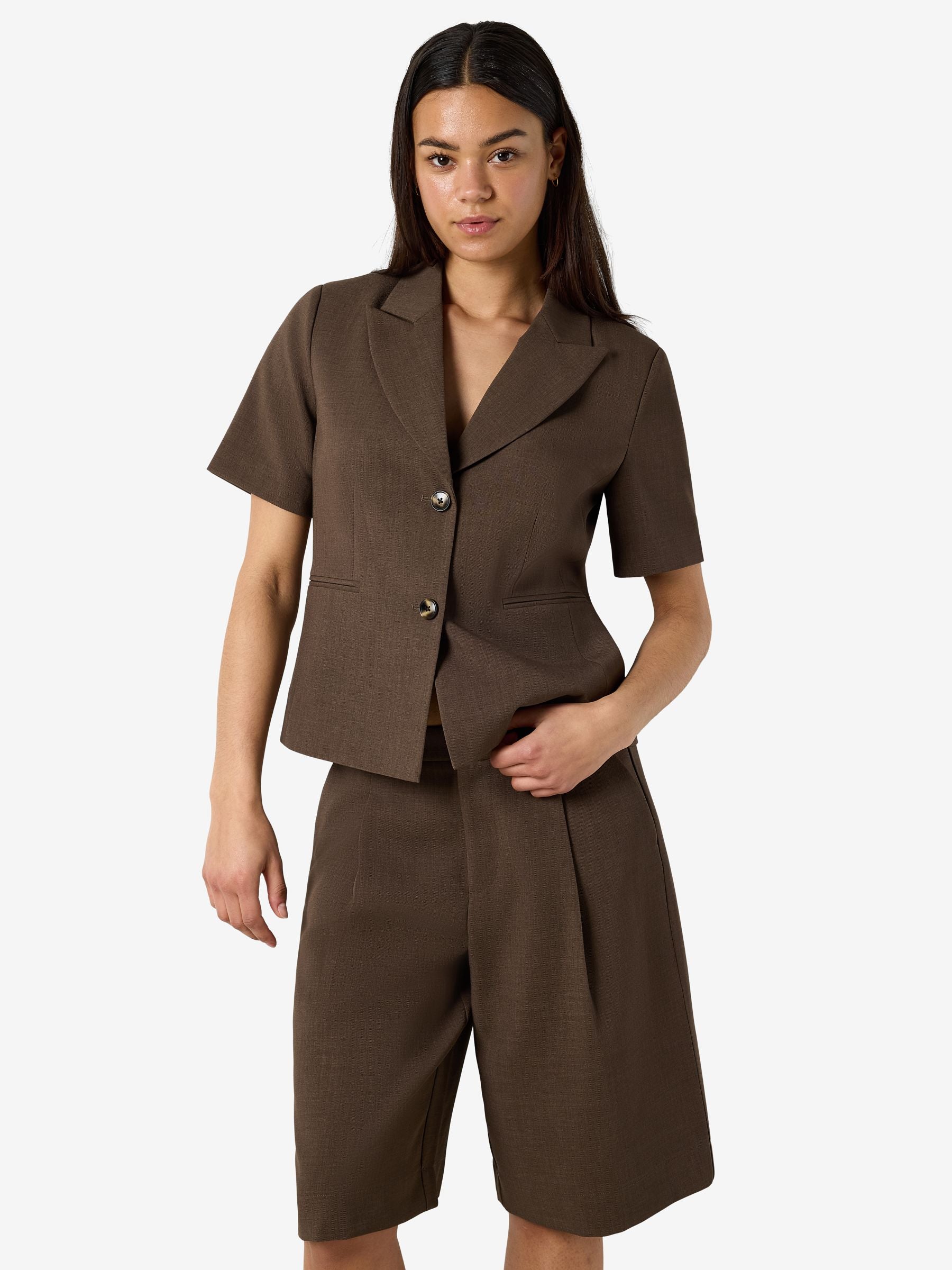 Noisy May Nmmonna blazer manches courtes cintré