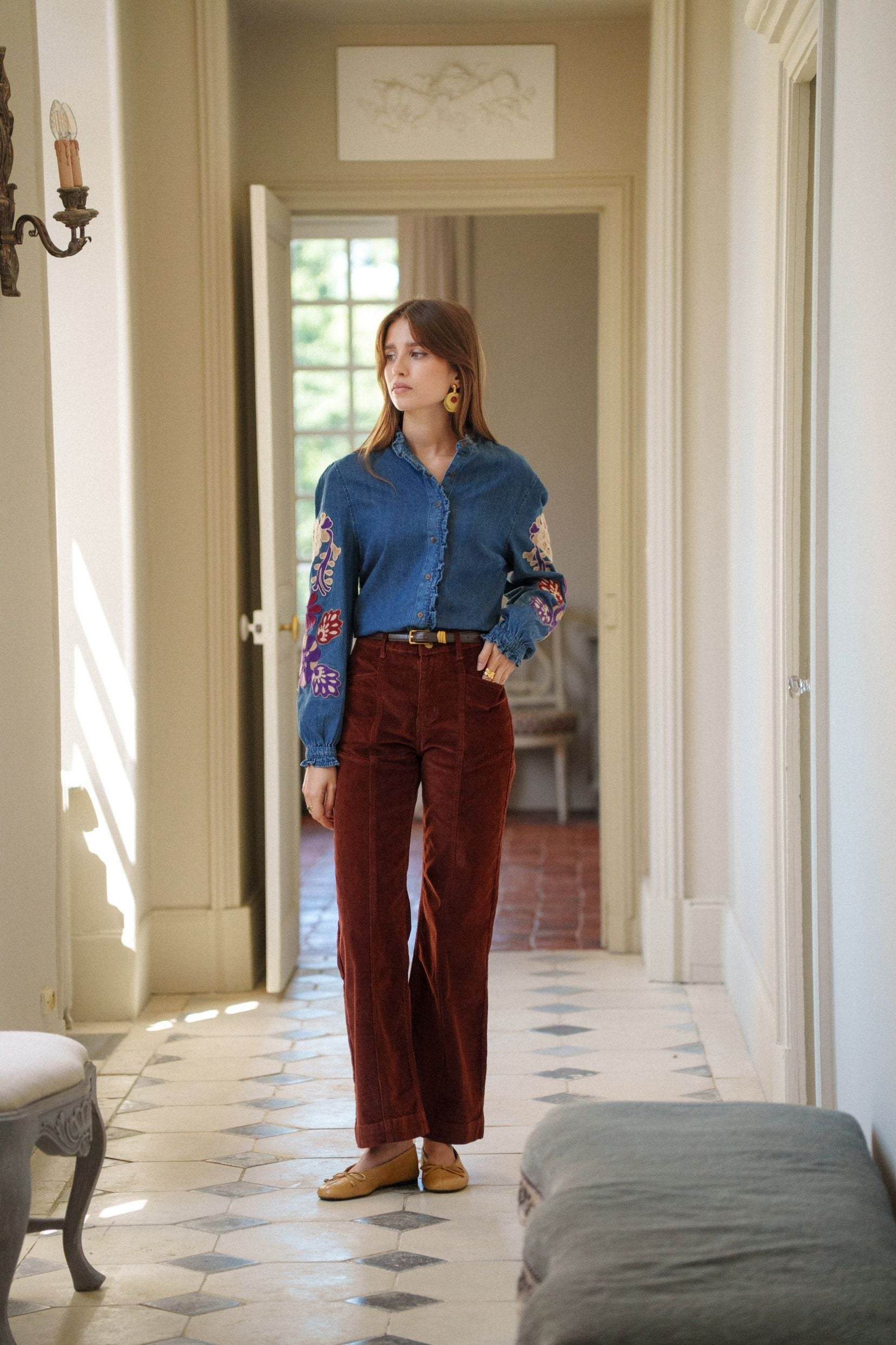 Maison Onado Eloy pantalon velours bordeaux ceinture