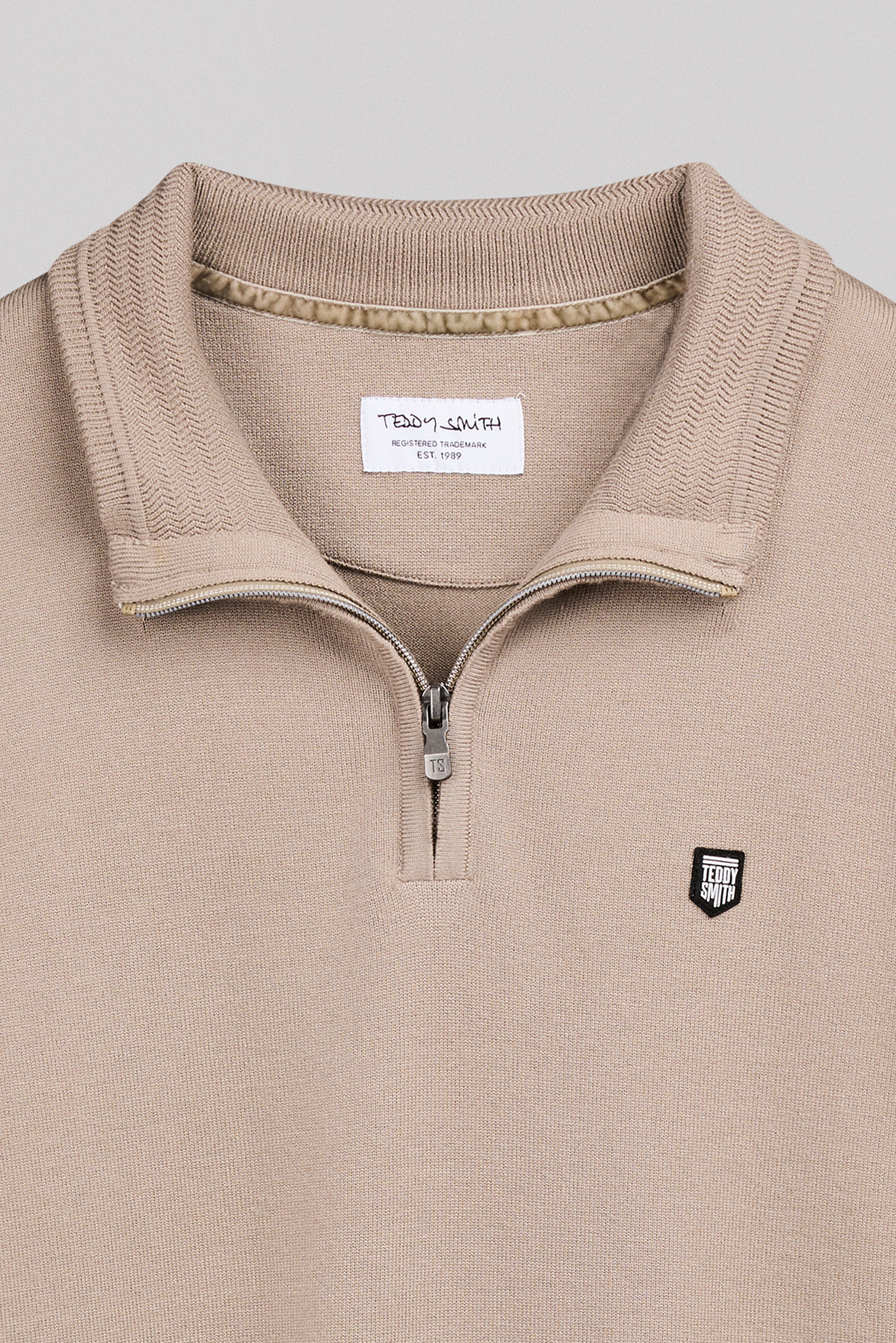 Teddy Smith P-Marty 2 pull col montant zippé Wolf Beige