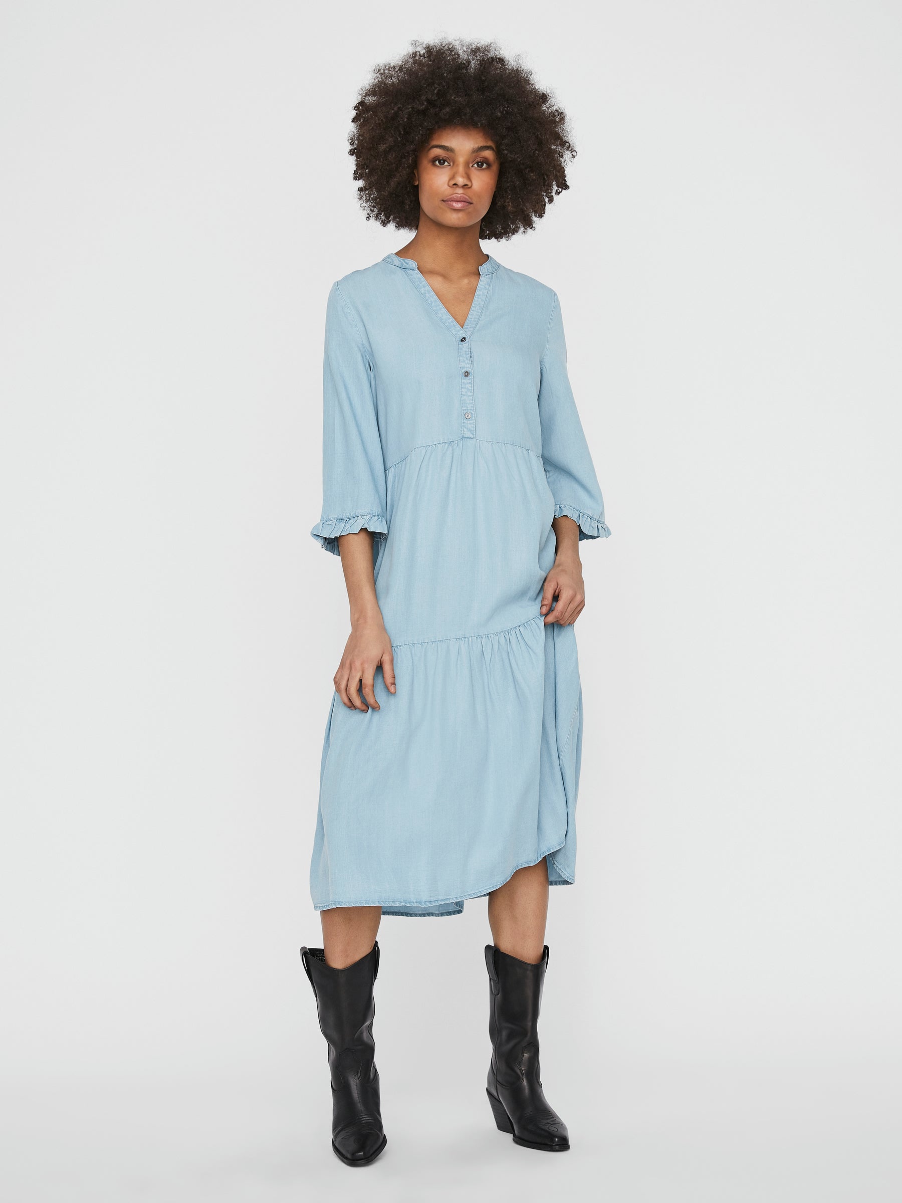 Noisy May robe longue boutonnée col V manches 3/4