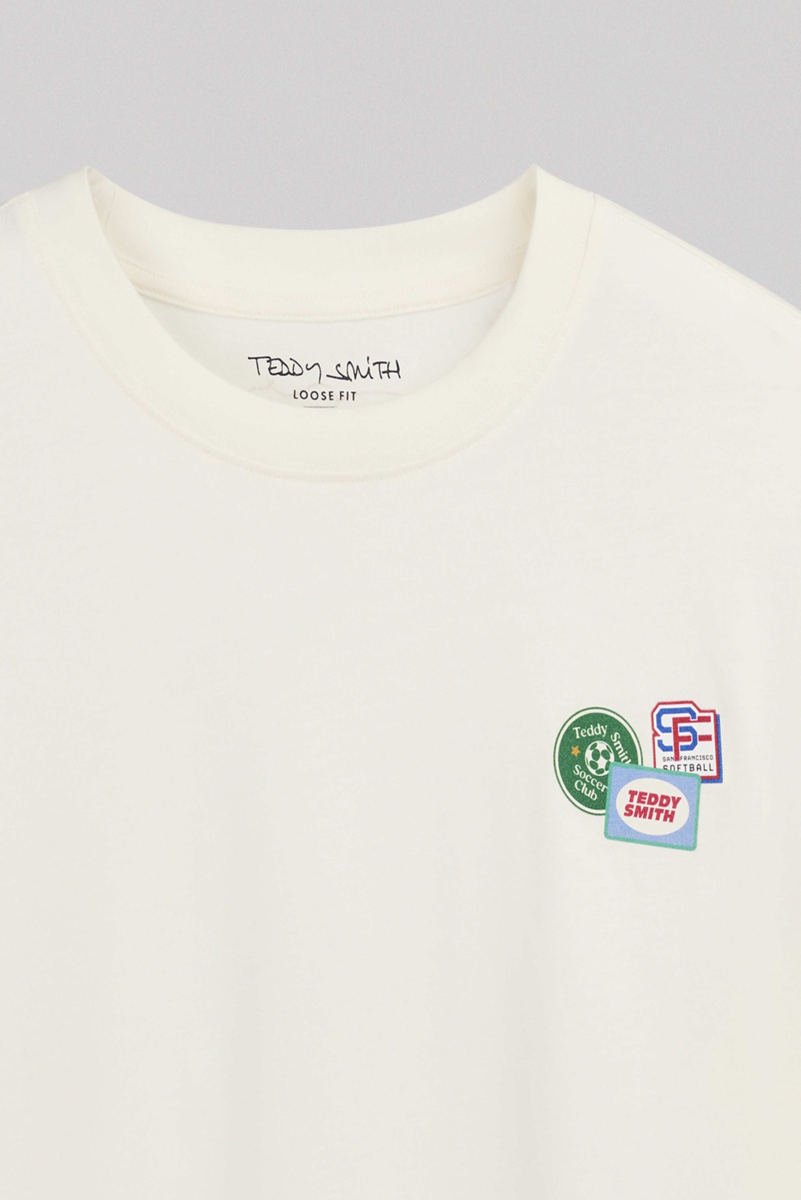 Teddy Smith T-Badges MC t-shirt ample middle white coton
