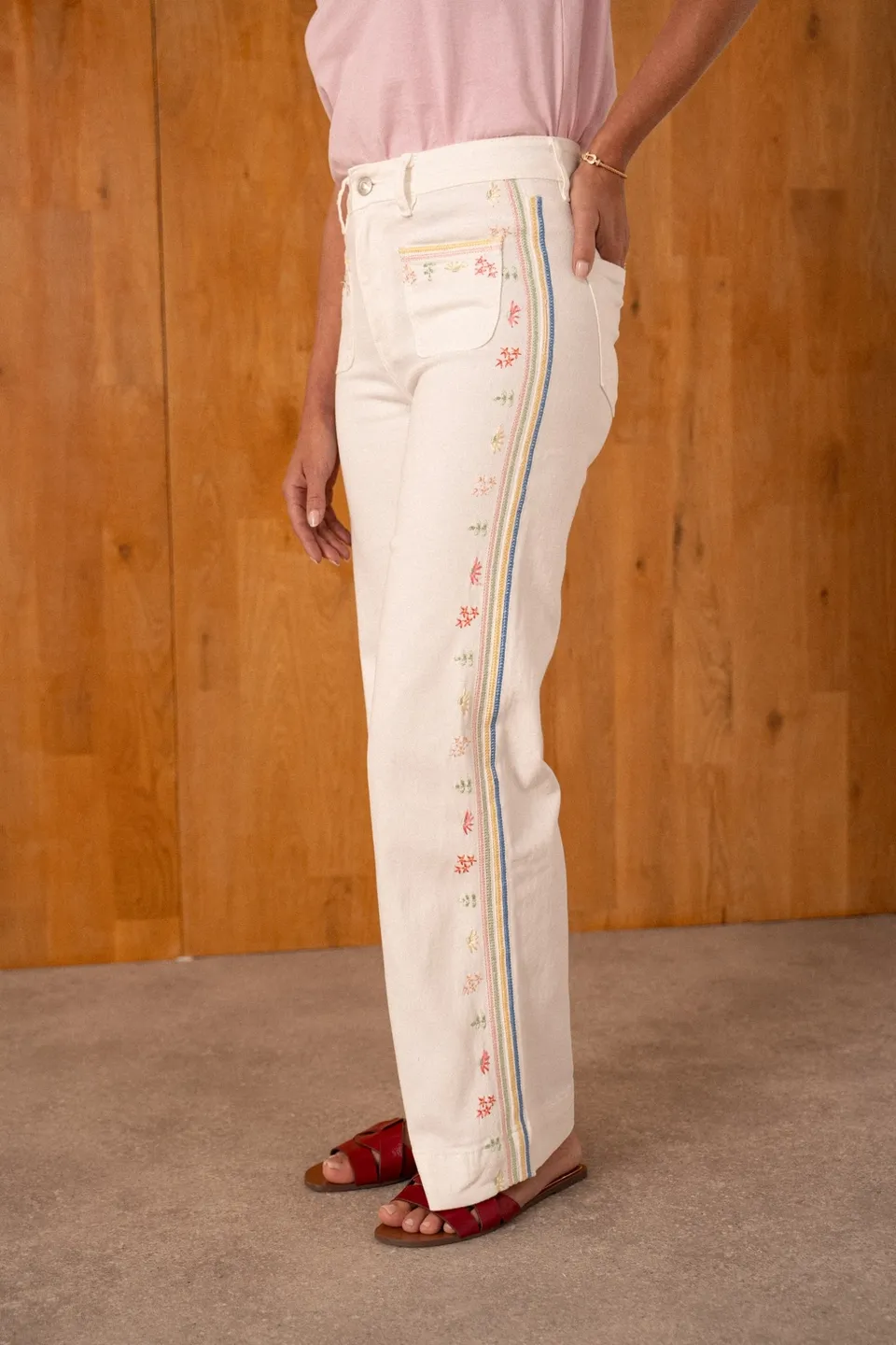Maison Onado Romilie jean wide leg écru broderie fleurs