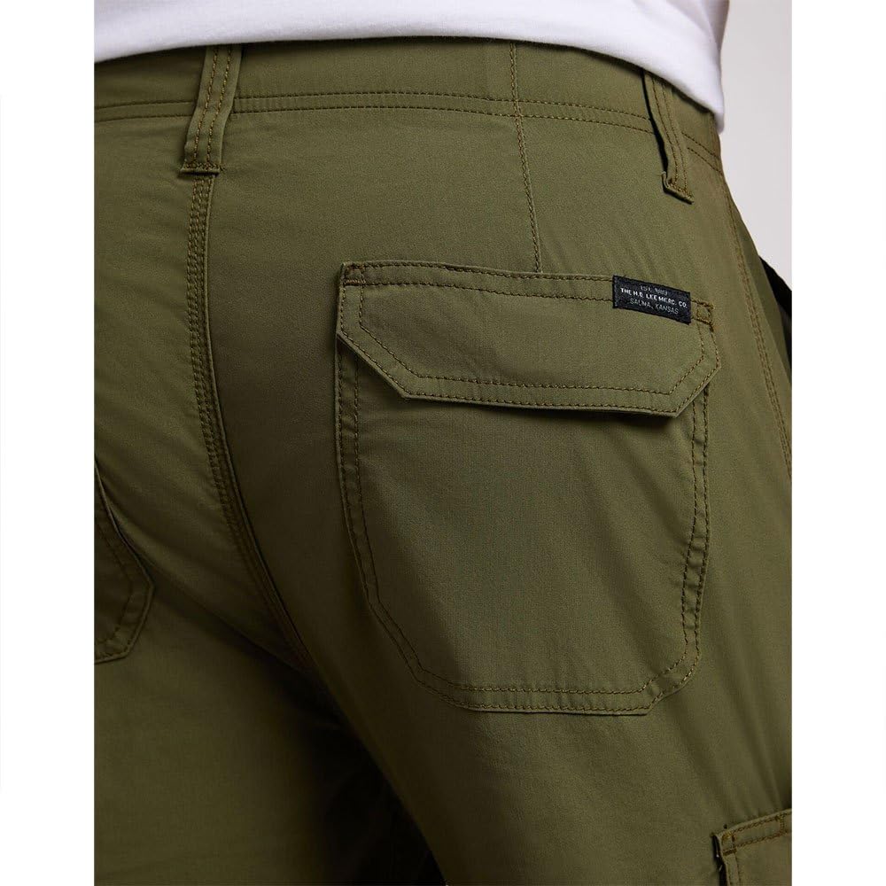 Lee Extreme Motion short cargo Olive Night 33W stretch