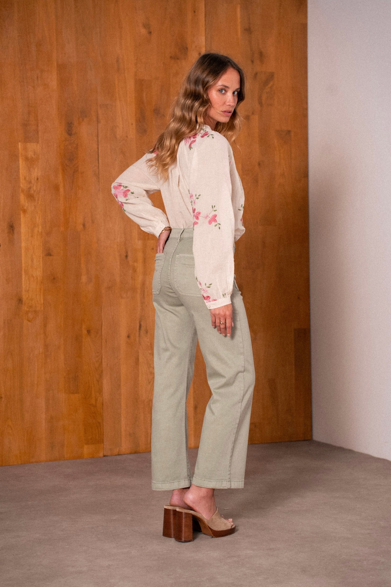 Maison Onado Carla jean wide leg tilleul coupe droite
