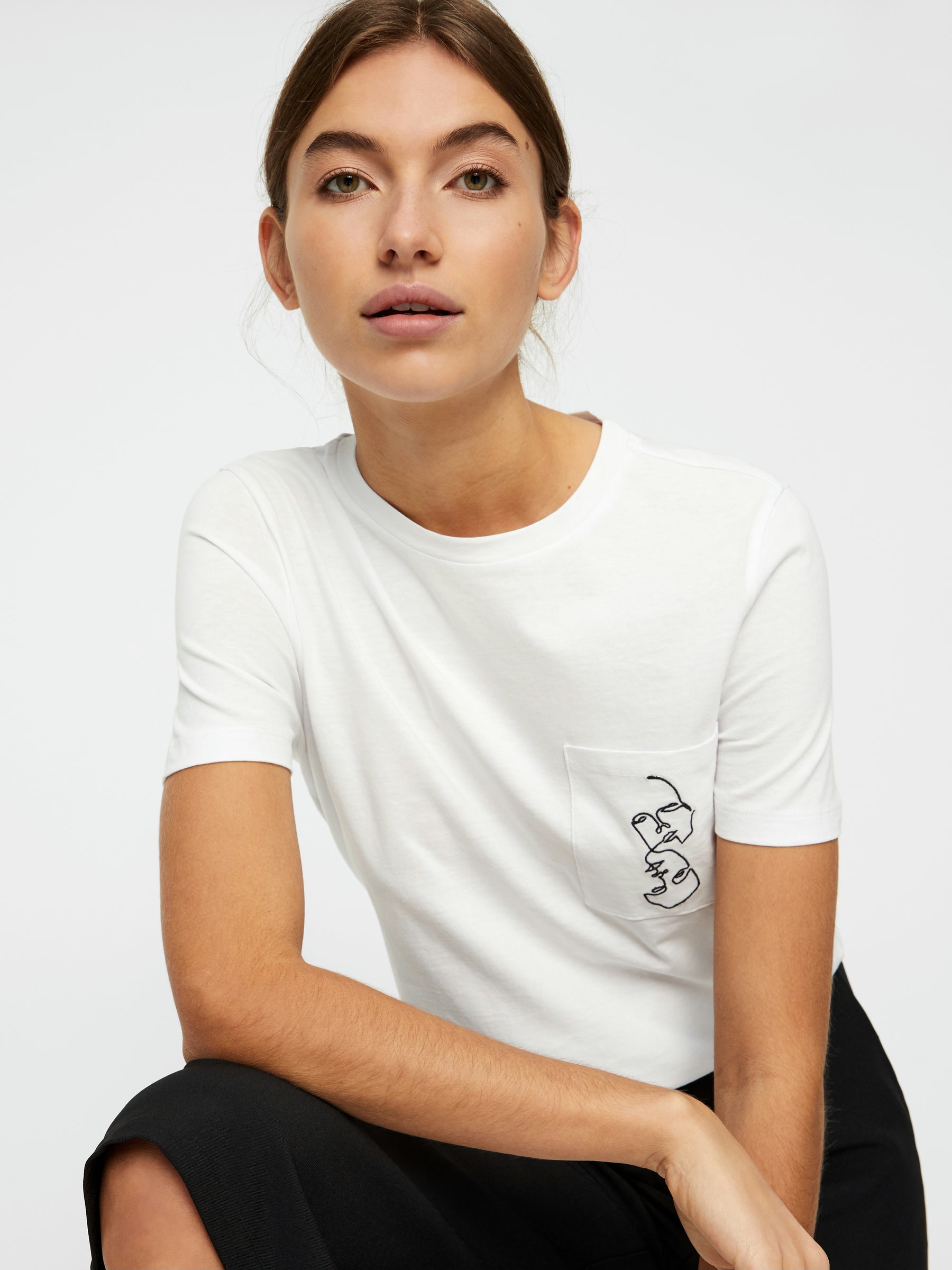 Noisy May t-shirt classique poche poitrine brodée