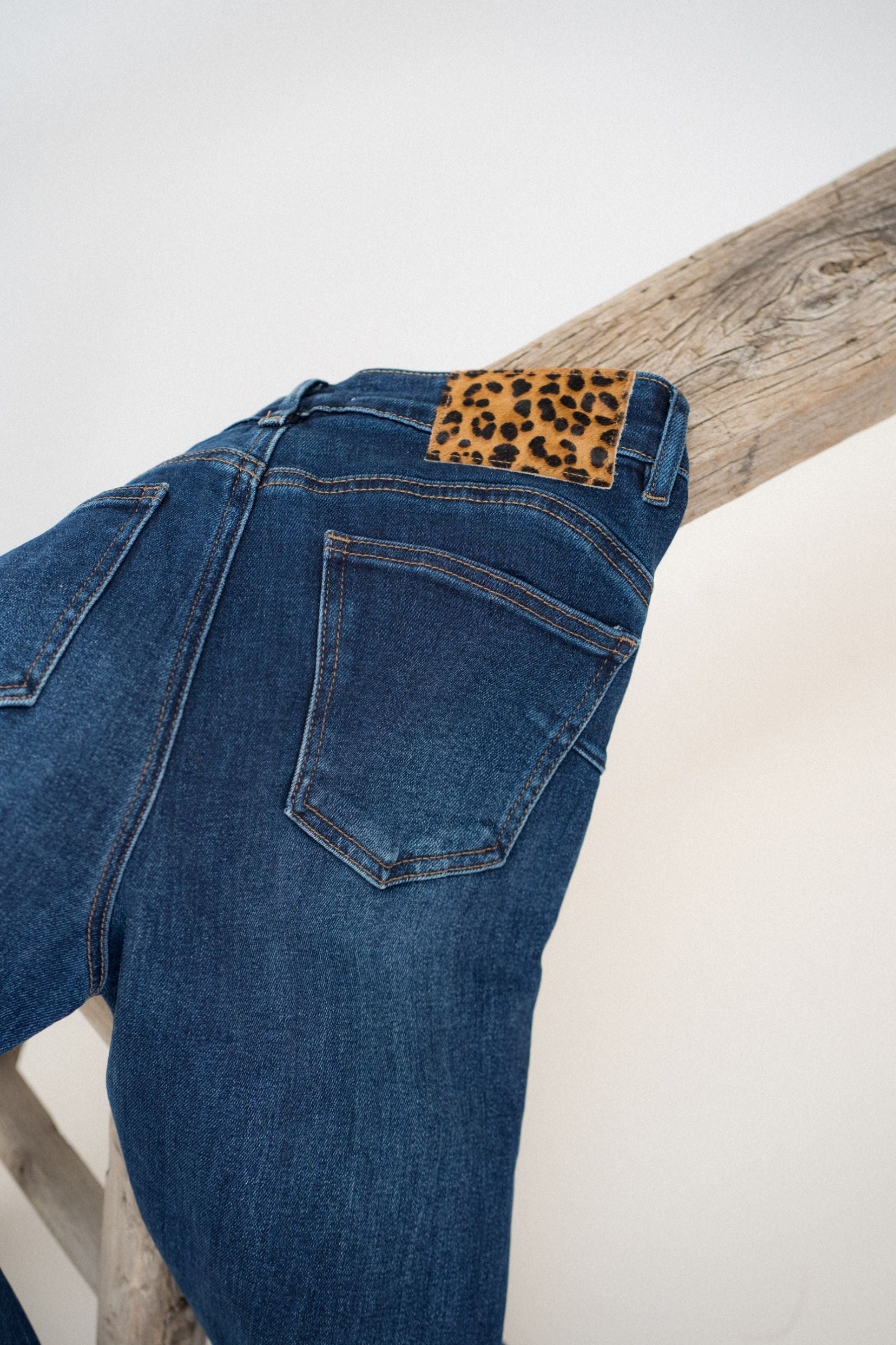 Maison Onado Sirine jean wide délavé push-up