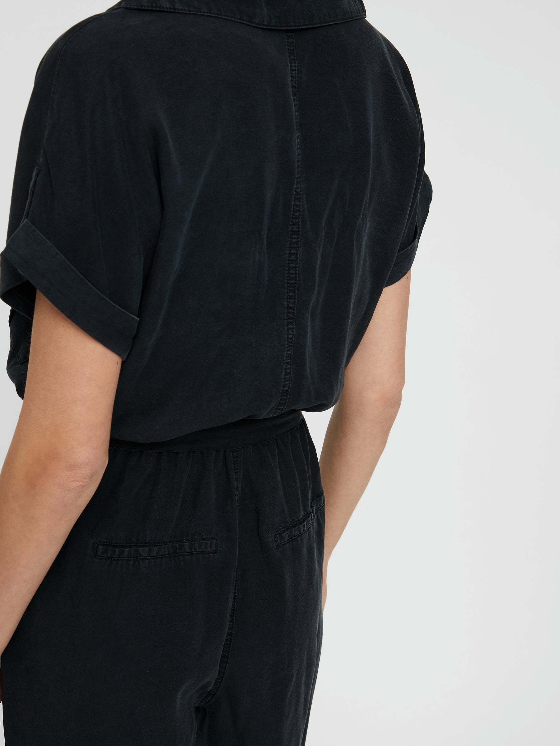 Noisy May combinaison pantalon manches courtes col V ceinture