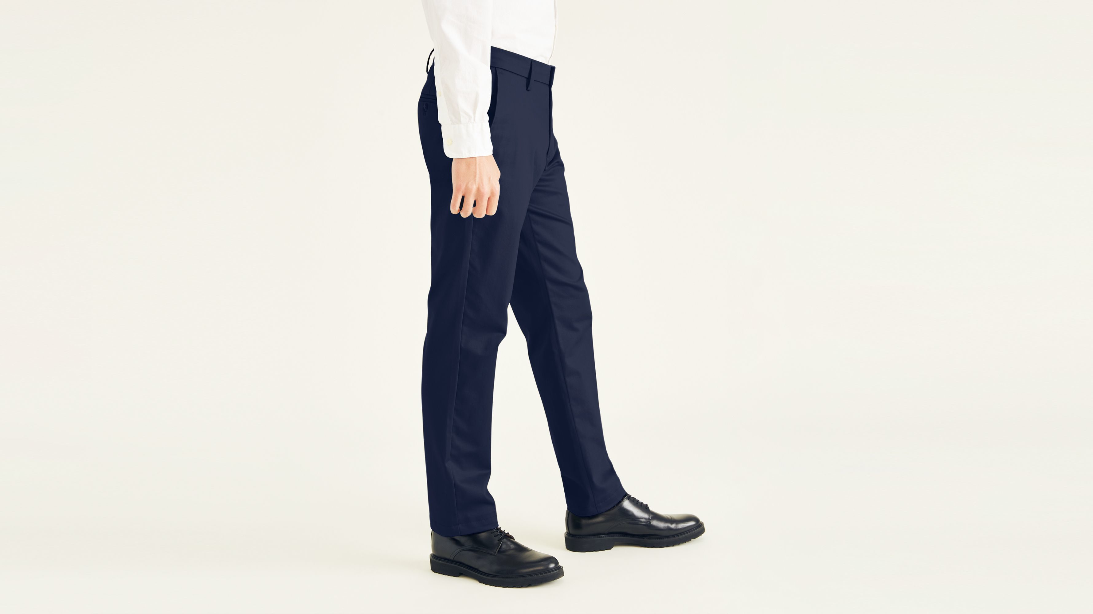 Dockers Signature Iron Free chino slim bleu sans repassage