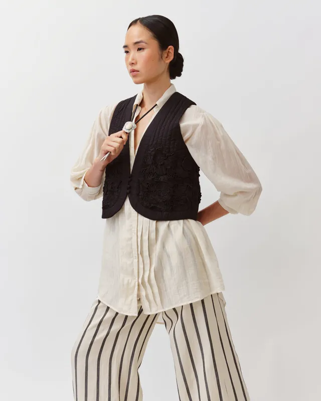 DIEGA GEMIO gilet broderie florale noir
