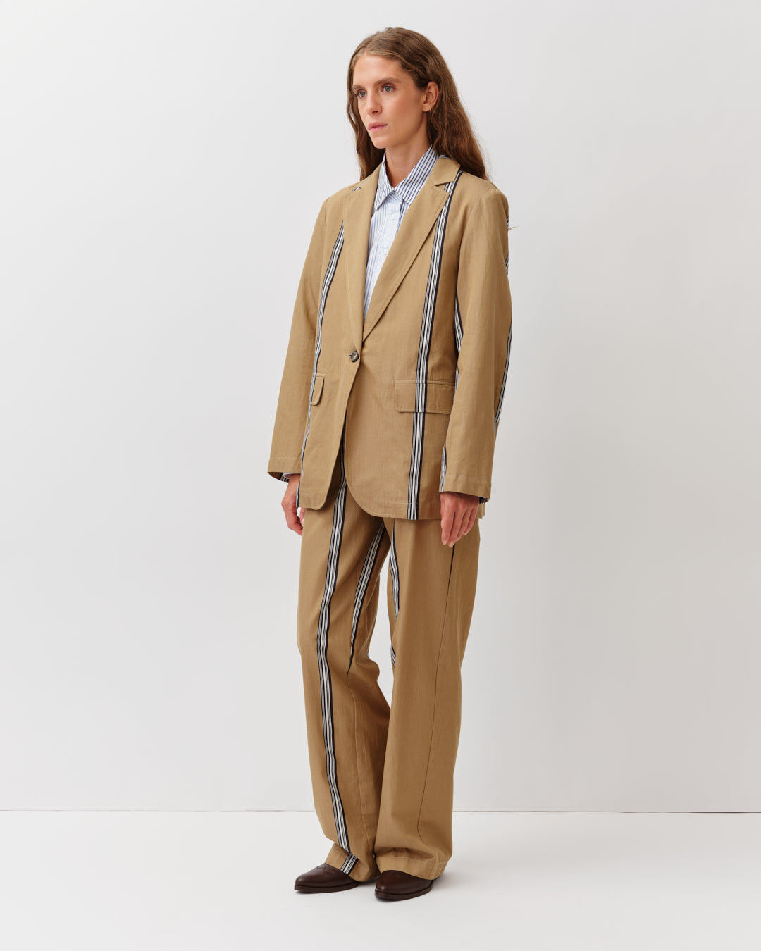DIEGA Vouziano veste camel coupe droite