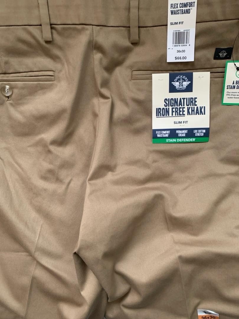 Dockers Signature Iron Free chino slim beige à pli