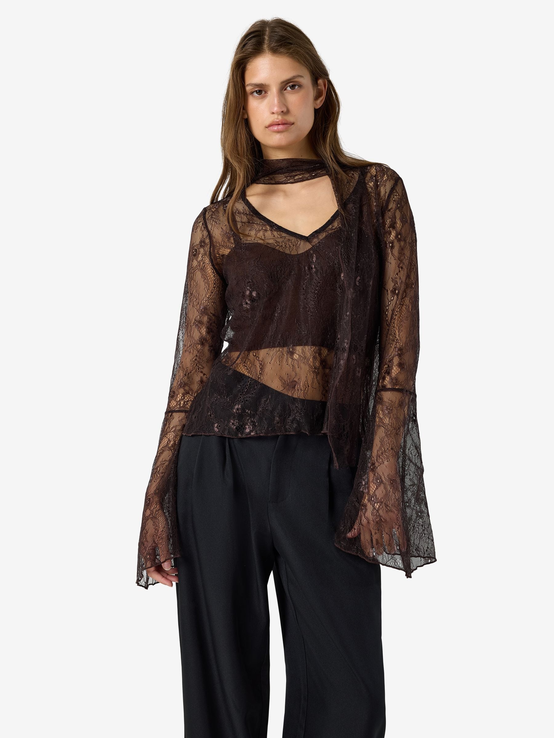 Noisy May NmIda blouse dentelle foulard manches longues