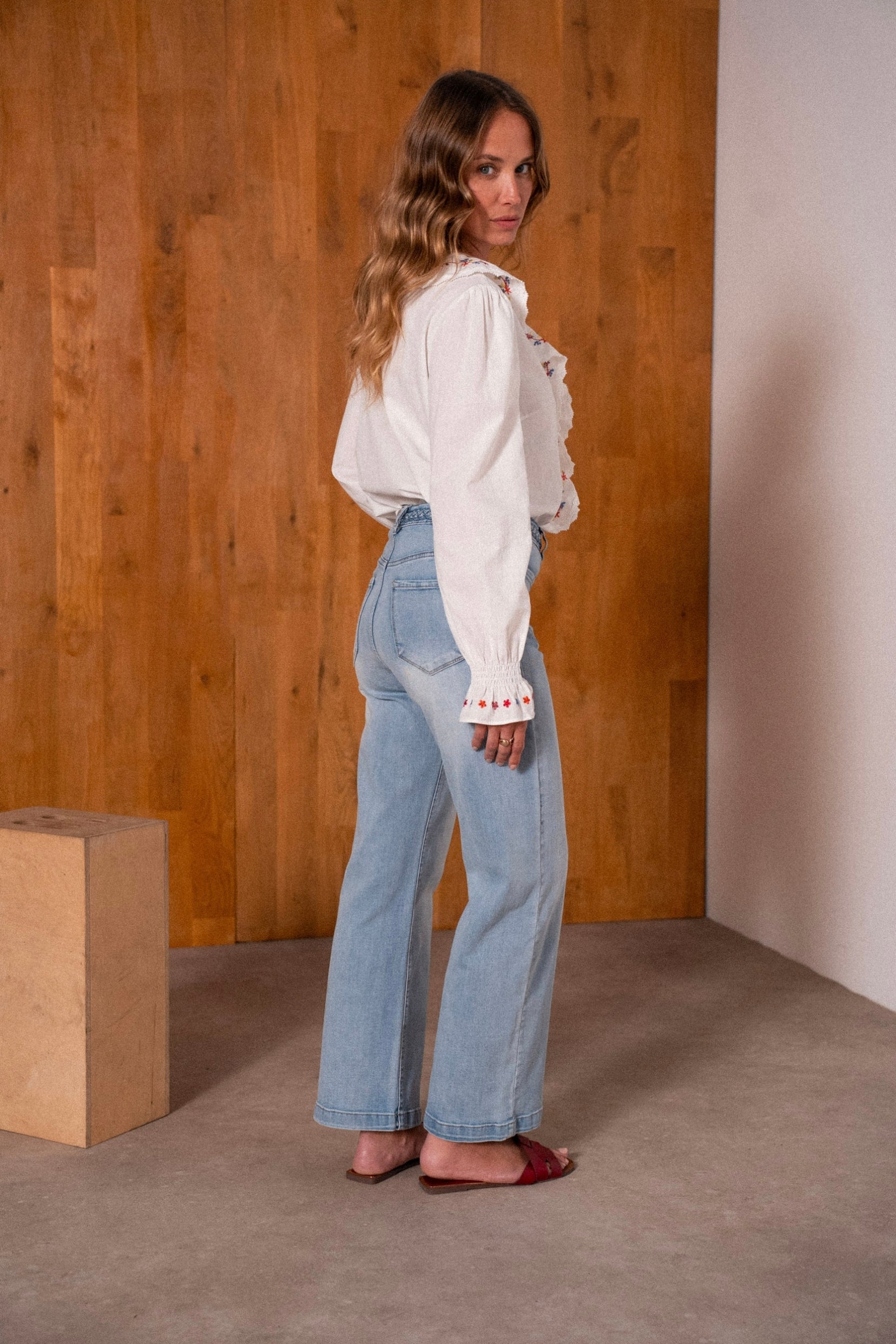 Maison Onado Audette jean wide leg denim clair