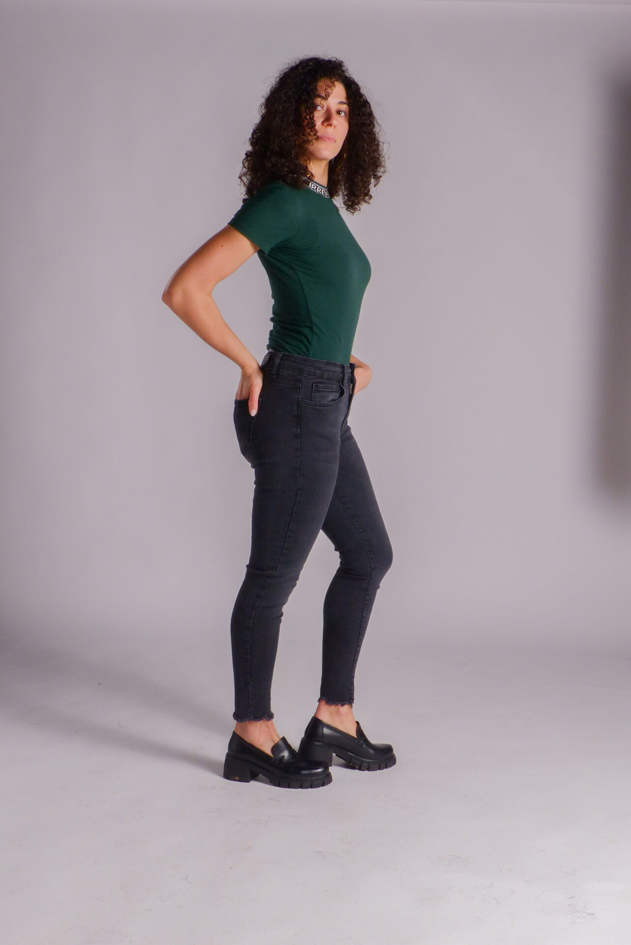 AA Spontané Skinny Effiloché jean noir chevilles