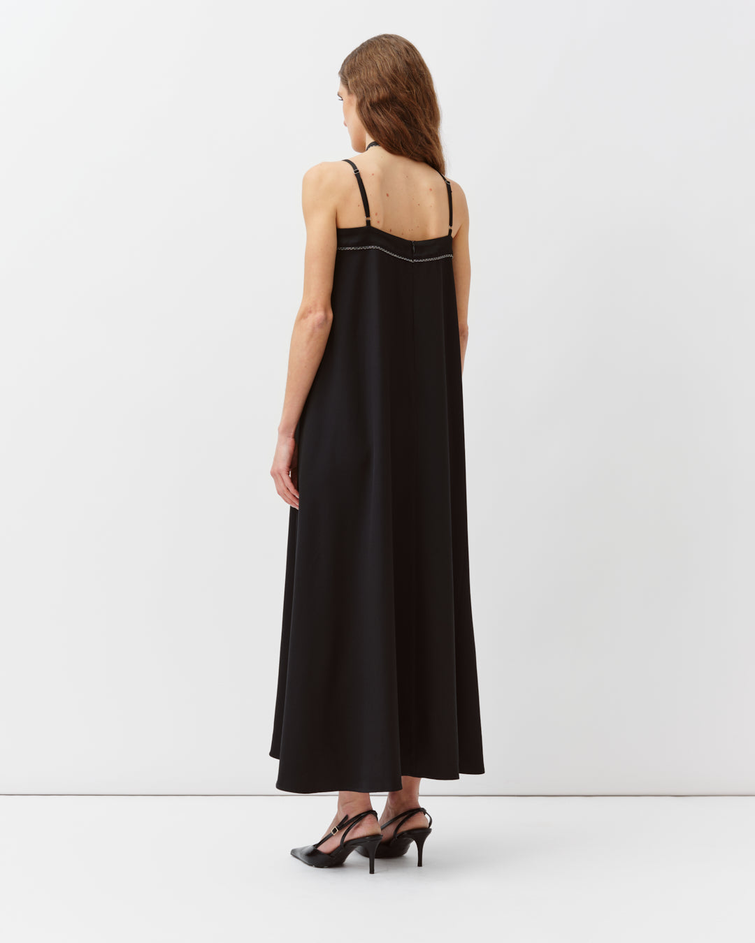 Diega Revo robe femme longue noire bretelles évasée