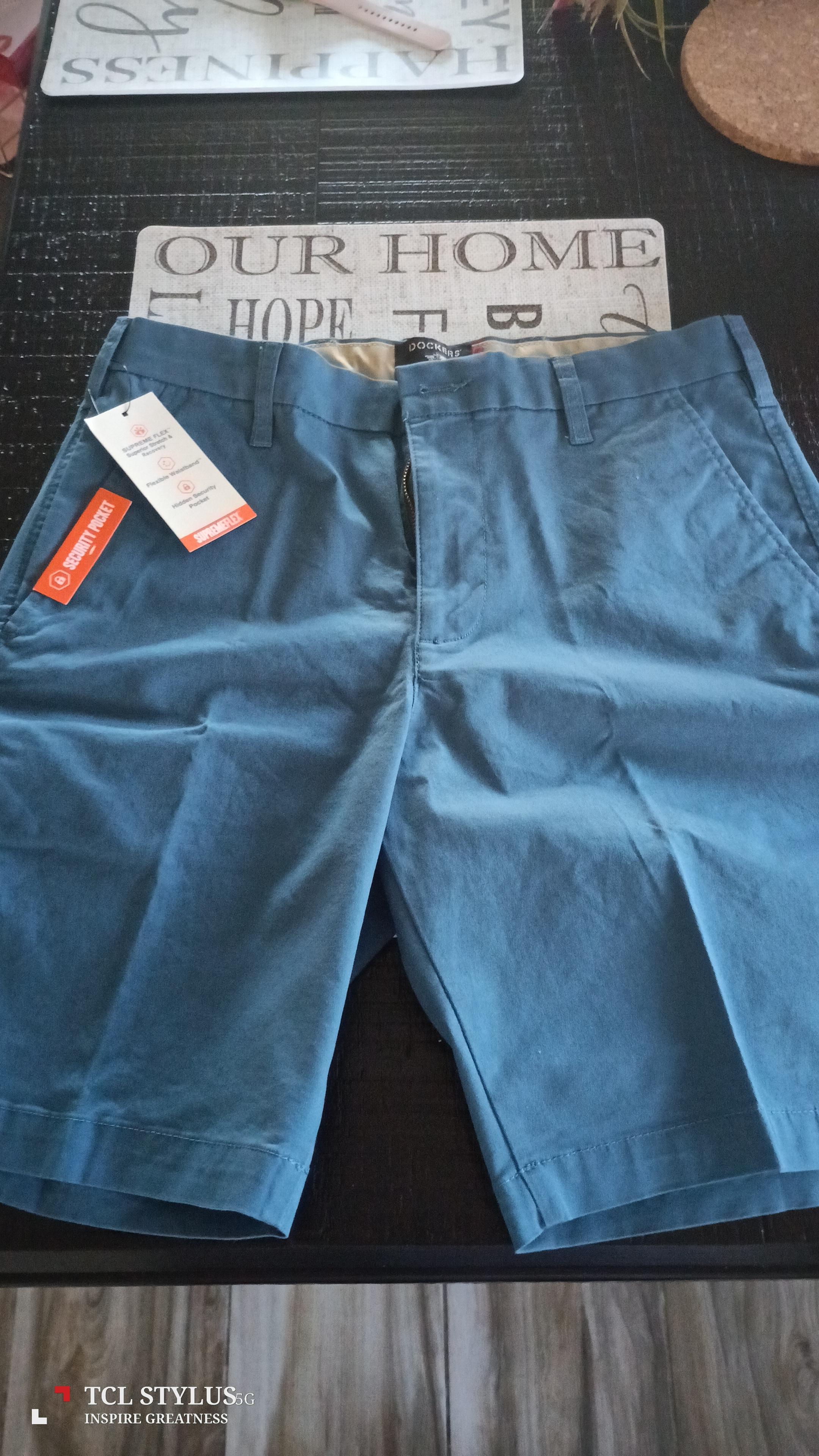 Dockers Ultimate Shorts short homme bleu Pembroke droite