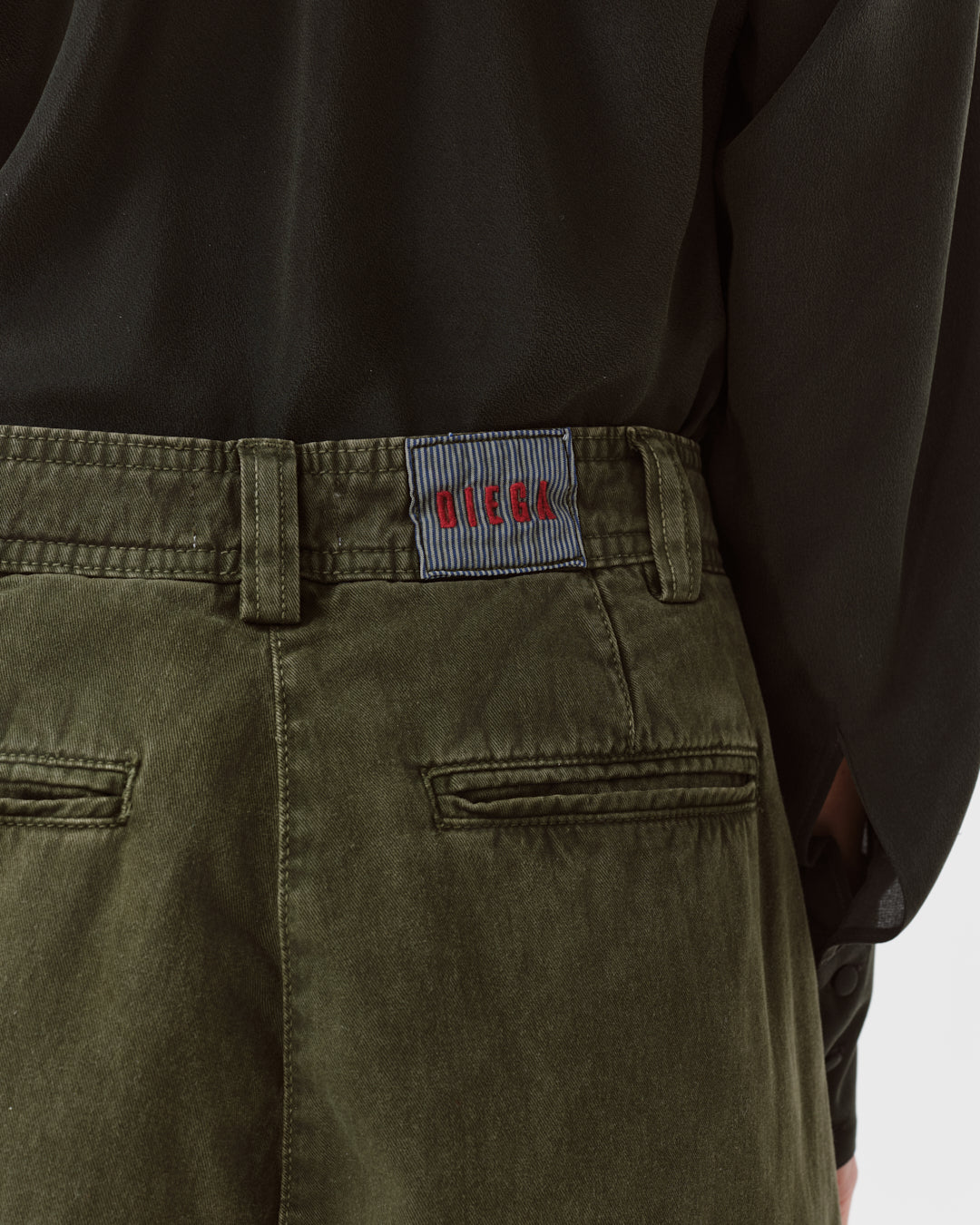 Diega Pargao pantalon cargo kaki ample coton