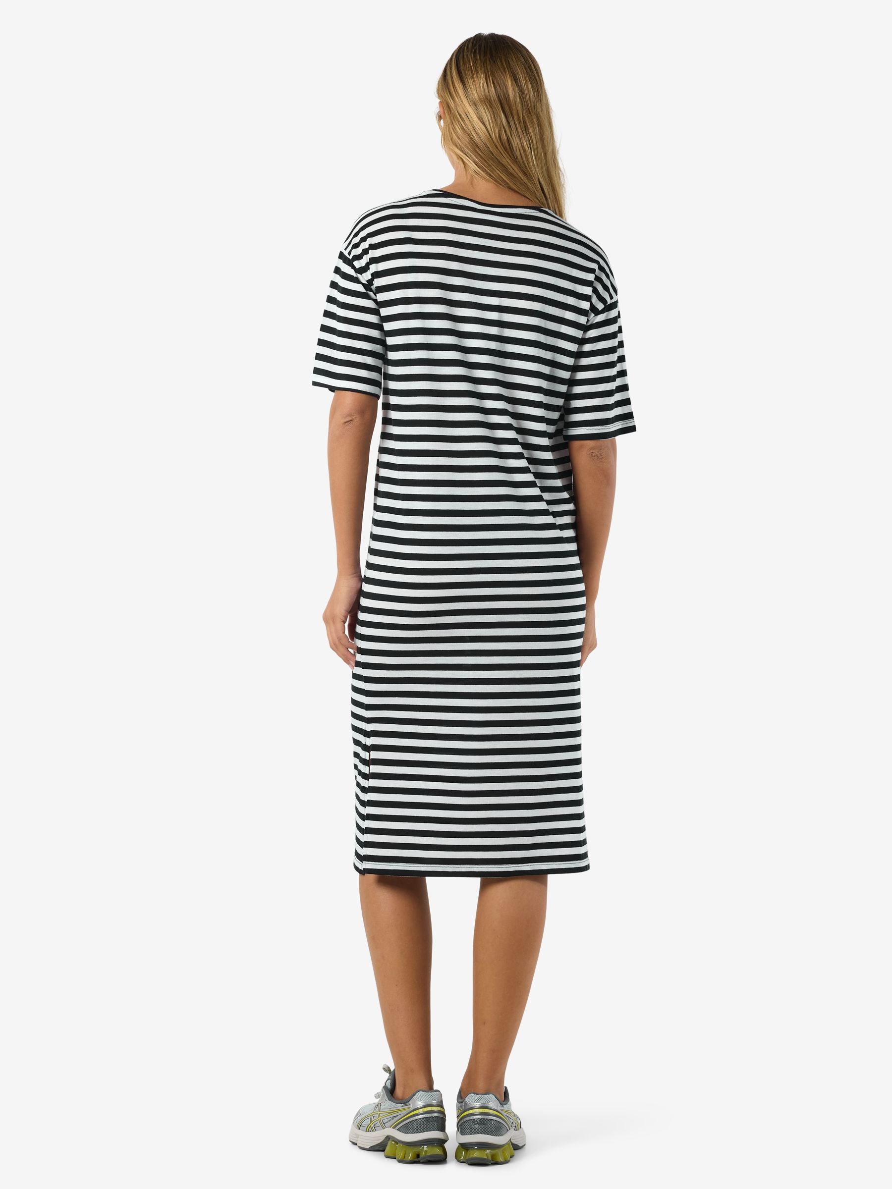 Noisy May robe midi coton manches courtes fentes