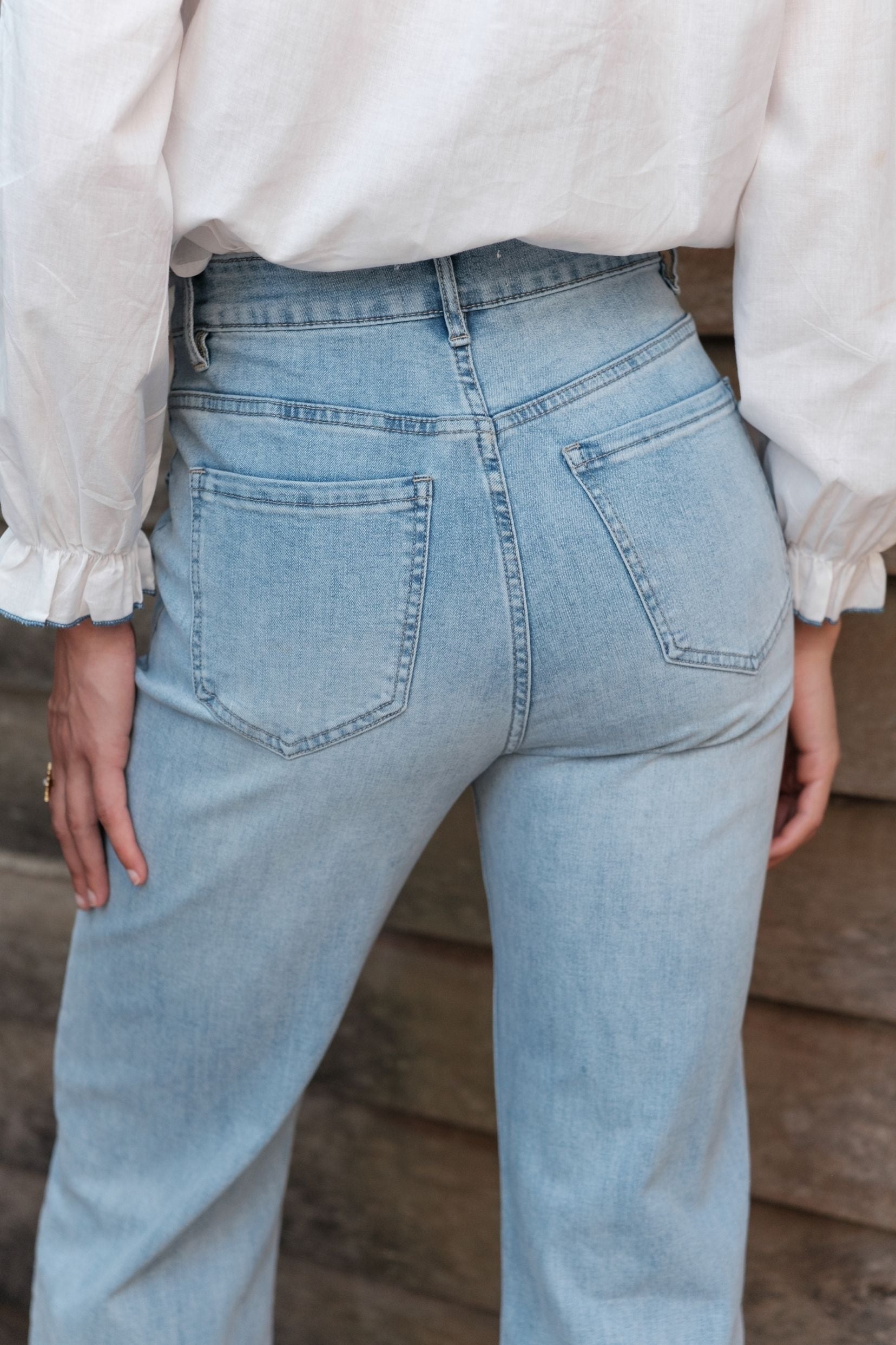 Maison Onado Lou-Anne jean wide bleu délavé taille haute