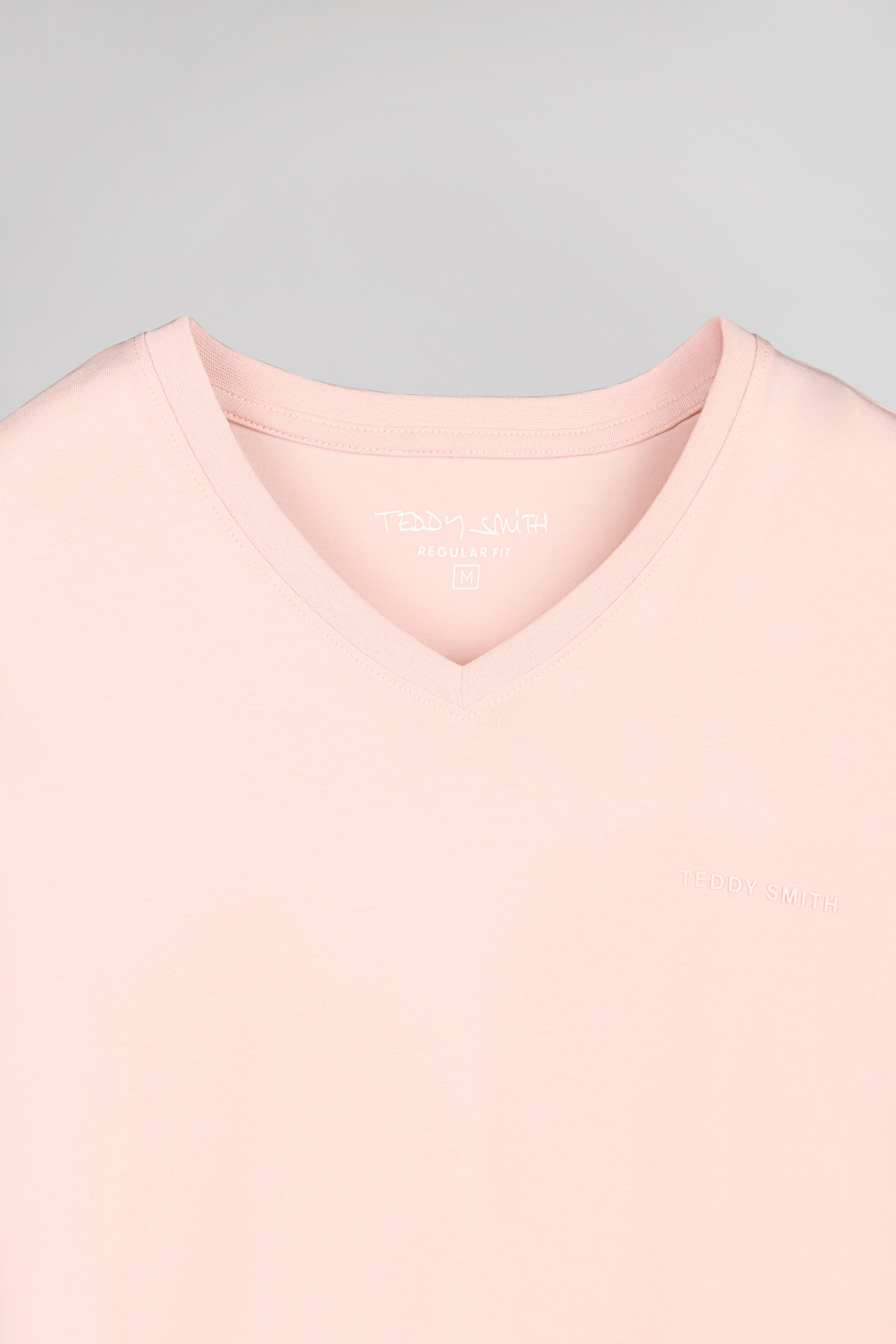 Teddy Smith Tawax 2 MC Rose Pastel t-shirt col V stretch