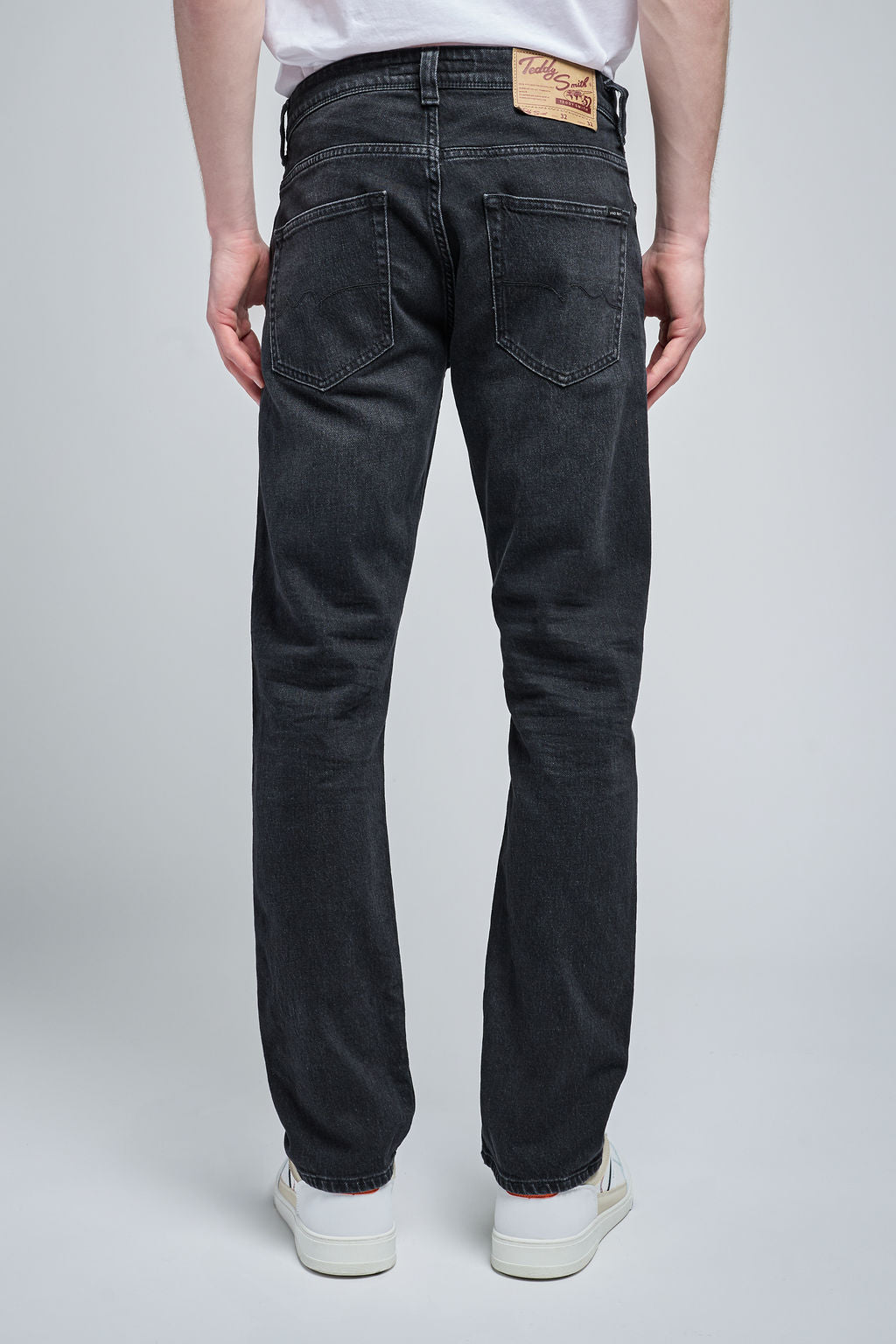 Teddy Smith Reg L32 Jean Droit Black Used Coton