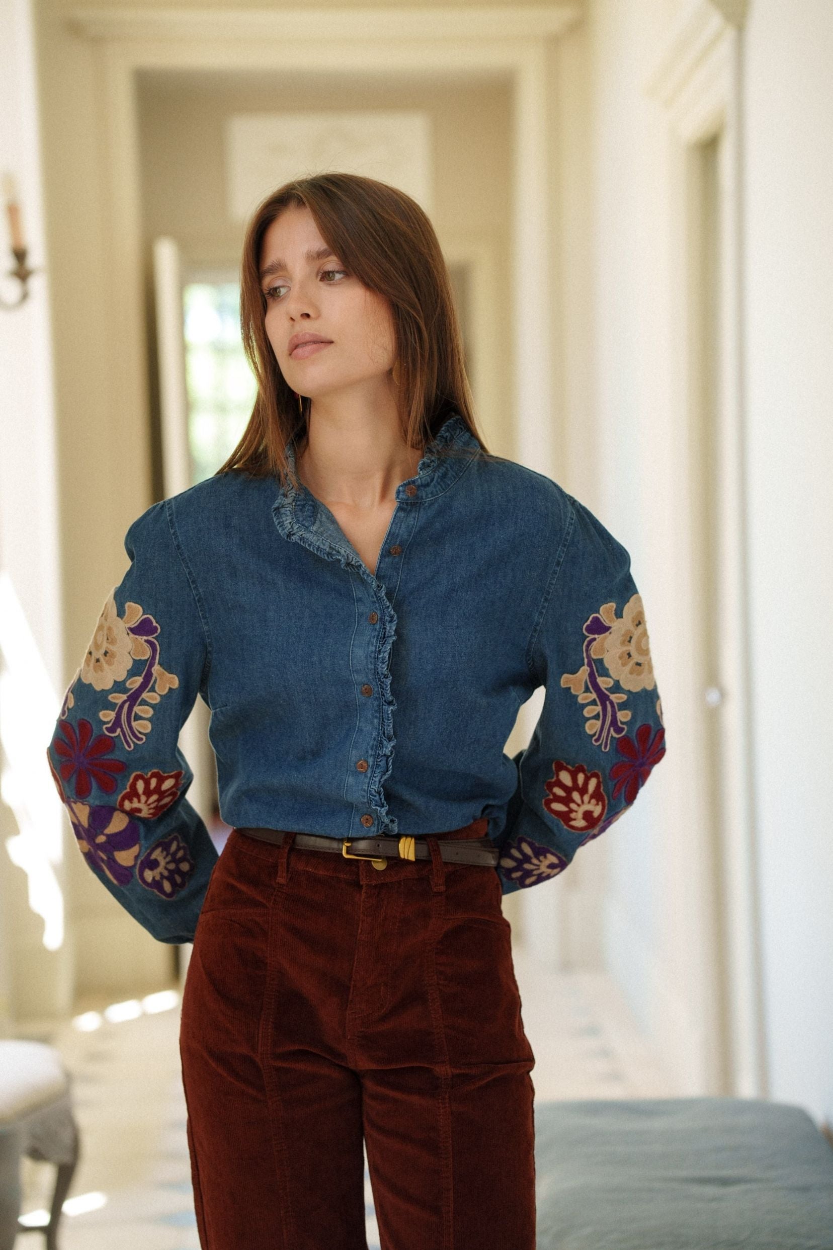 Maison Onado Eloy pantalon velours bordeaux ceinture