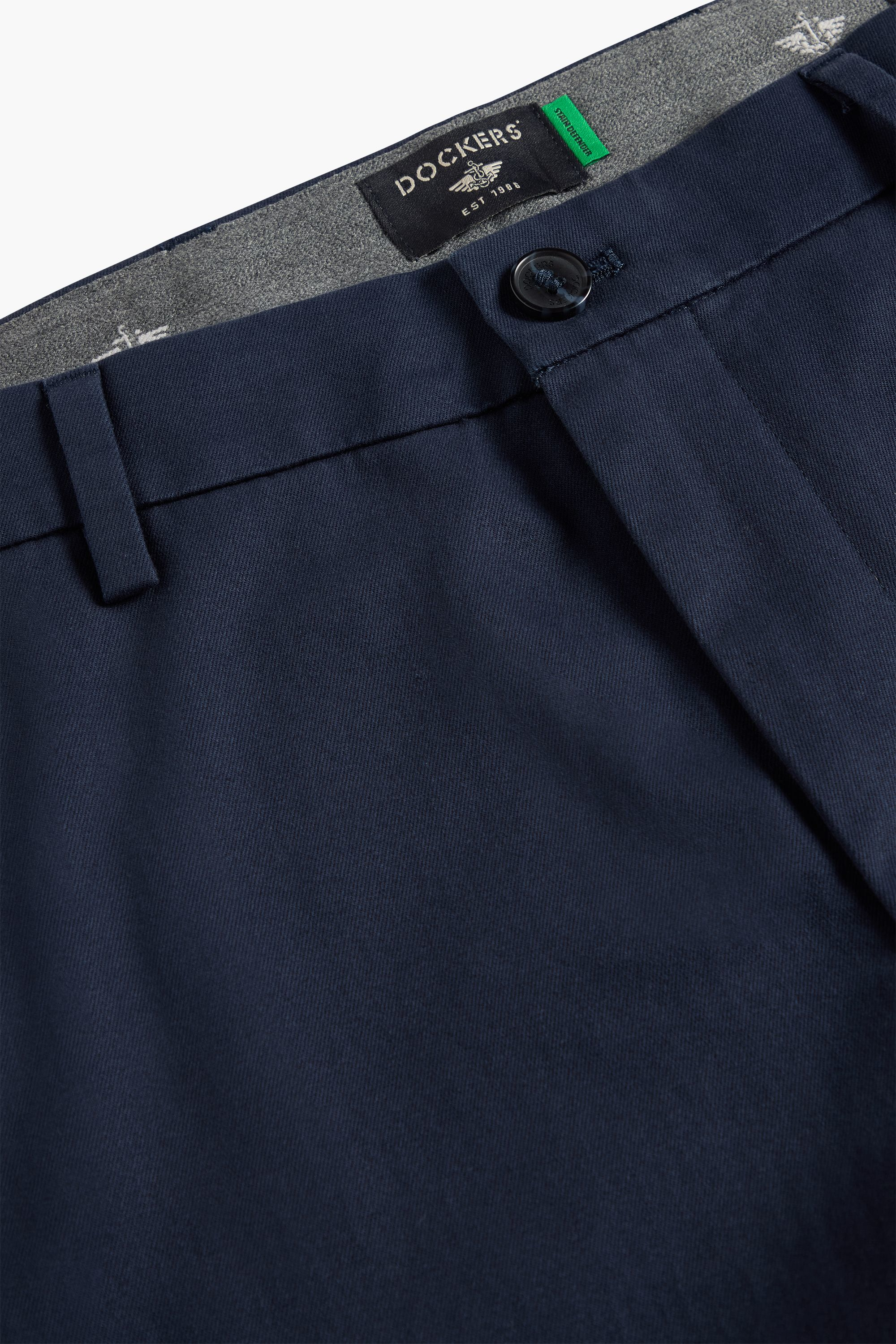 Dockers Signature Iron Free Skinny chino bleu antitache