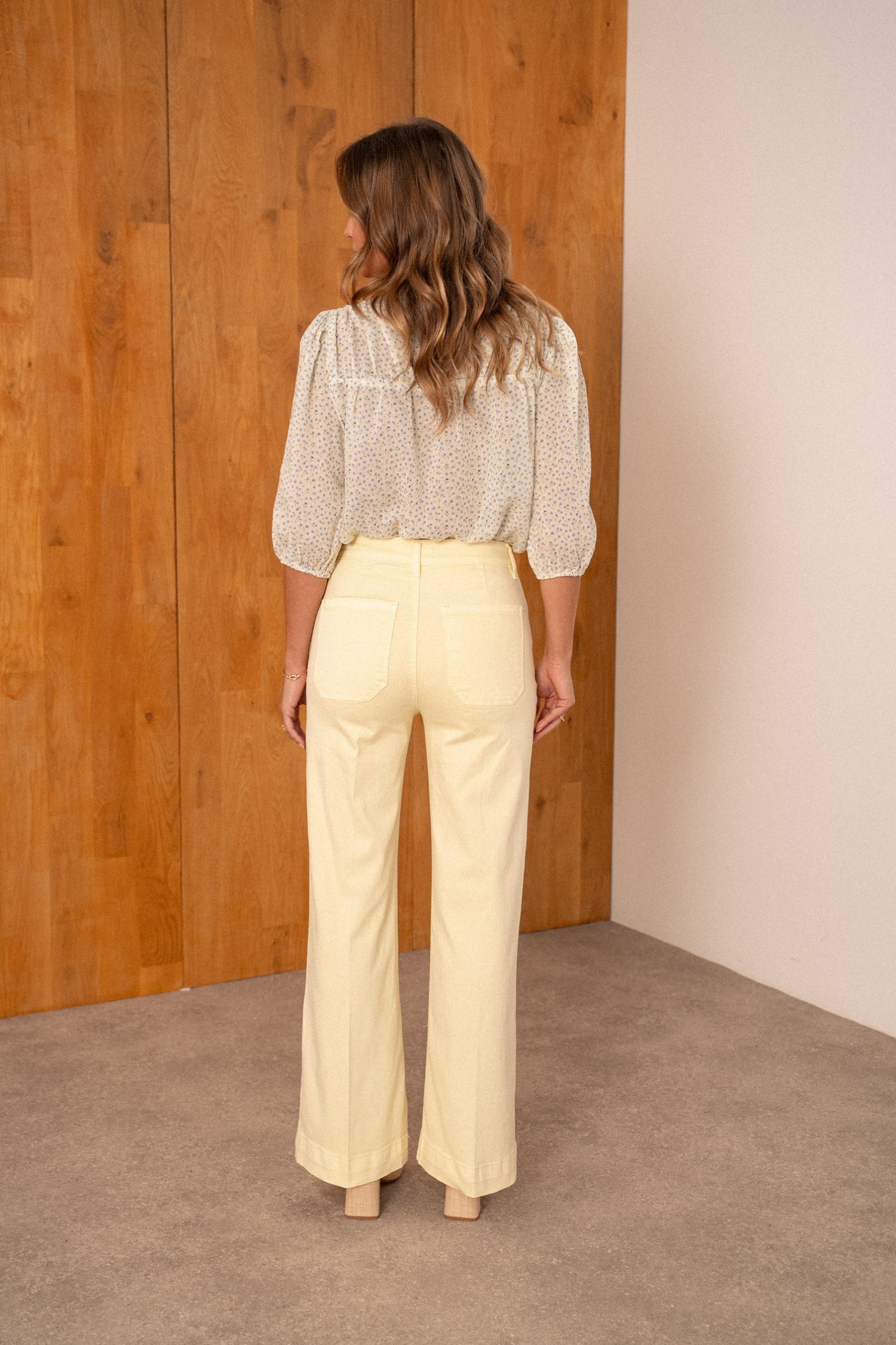Maison Onado Ariette jean flare jaune citron