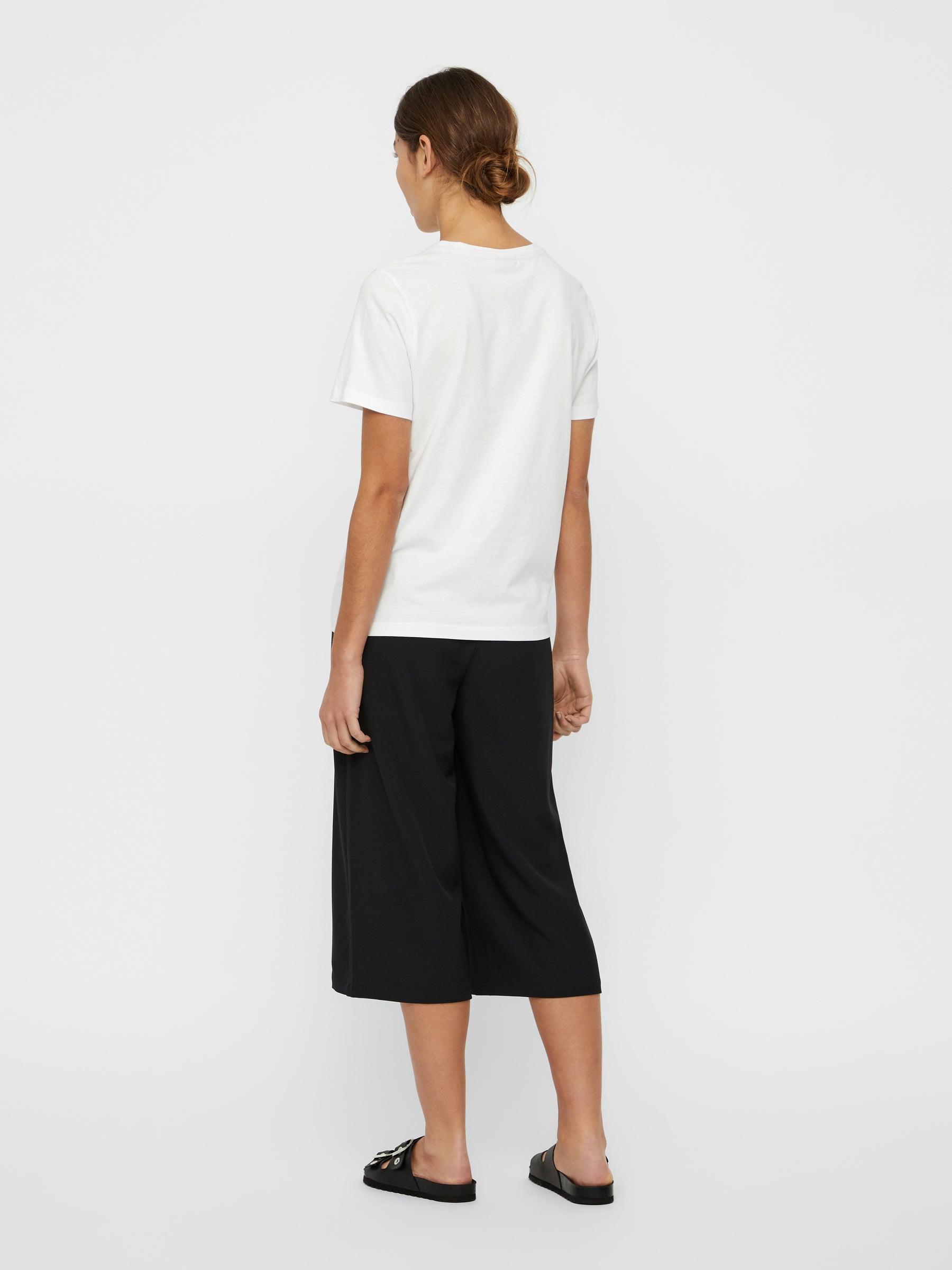 Noisy May t-shirt classique poche poitrine brodée