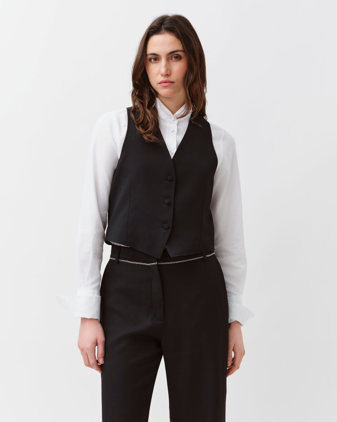 DIEGA GAYO gilet noir col V coupe ajustée